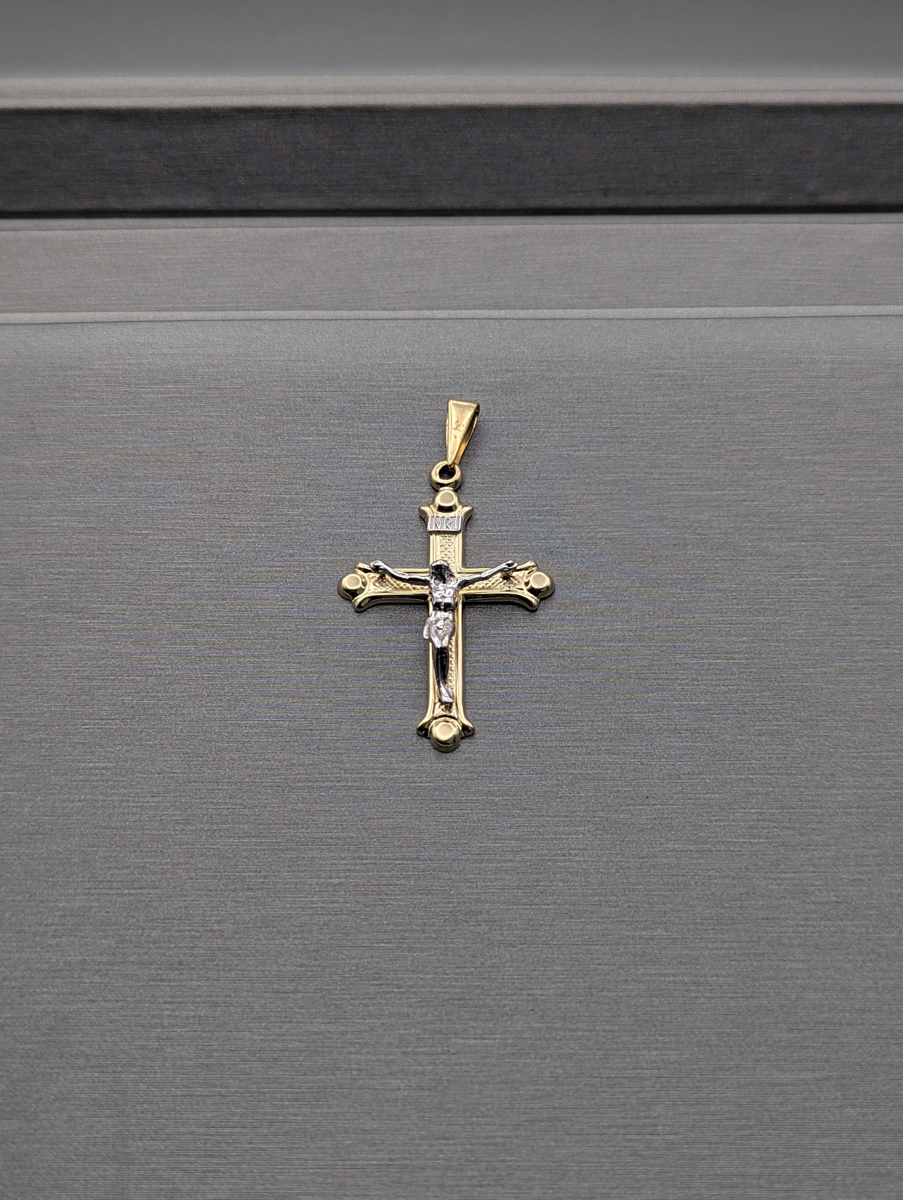 14K YG/WG Crucifix Pendant