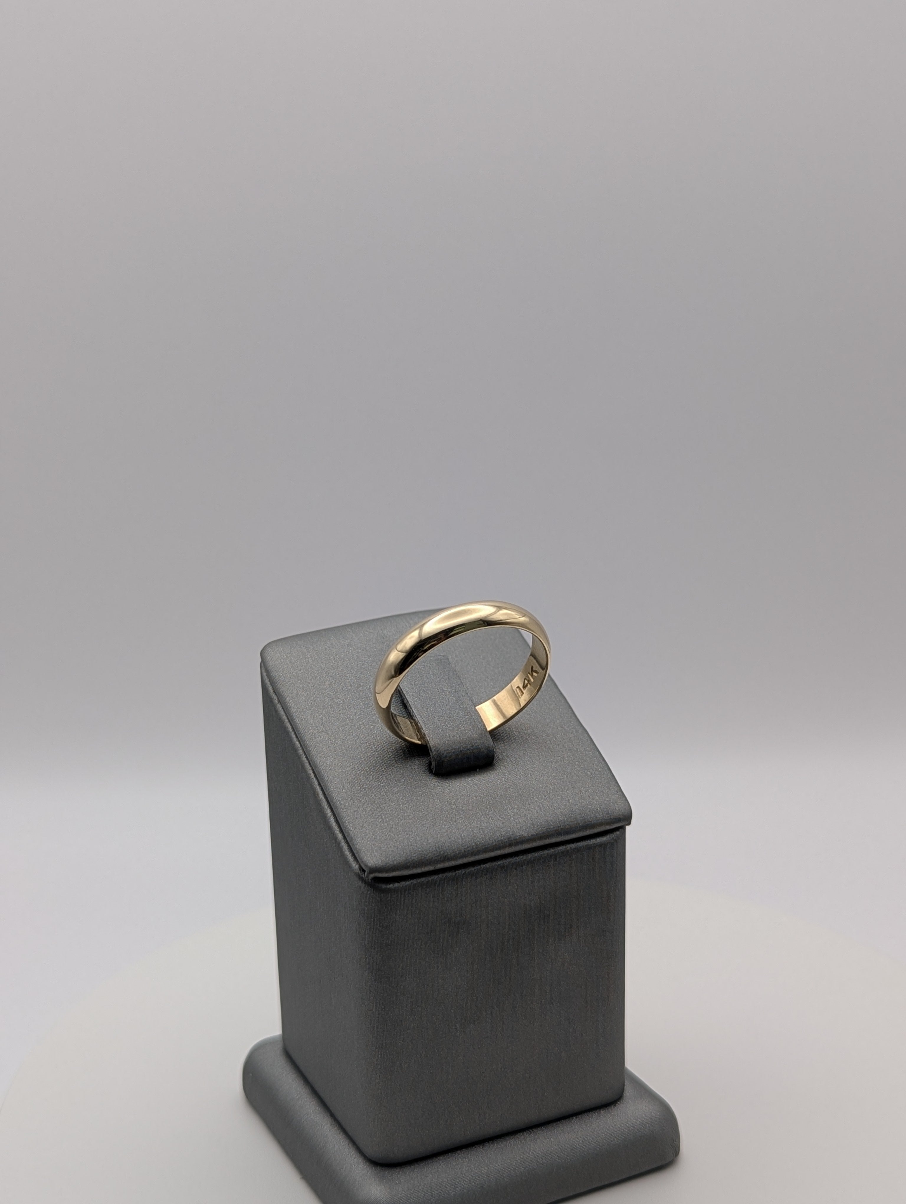 Alianza de boda de oro amarillo de 14K