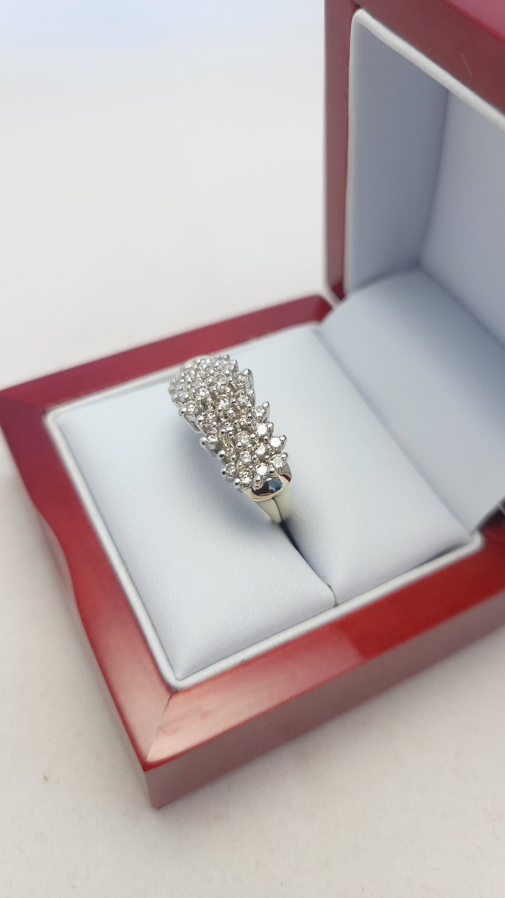 14K YG Cluster Diamond Ring