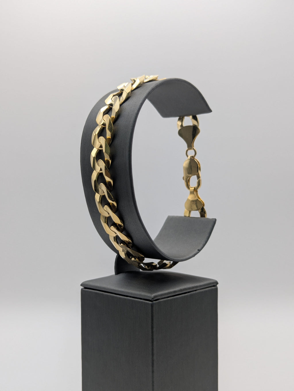 Pulsera de eslabones cubanos de oro amarillo de 14K