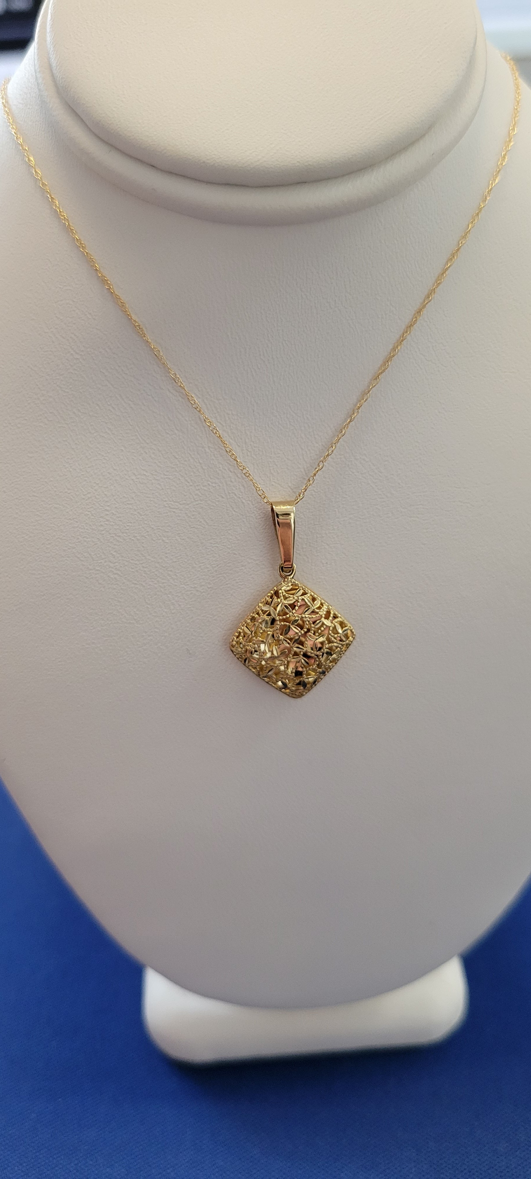 14K YG Serpentine Chain