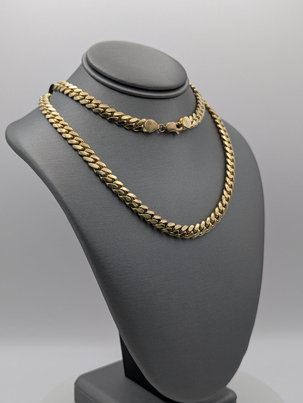 Cadena Cubana Sólida Miami de Oro Amarillo de 14K