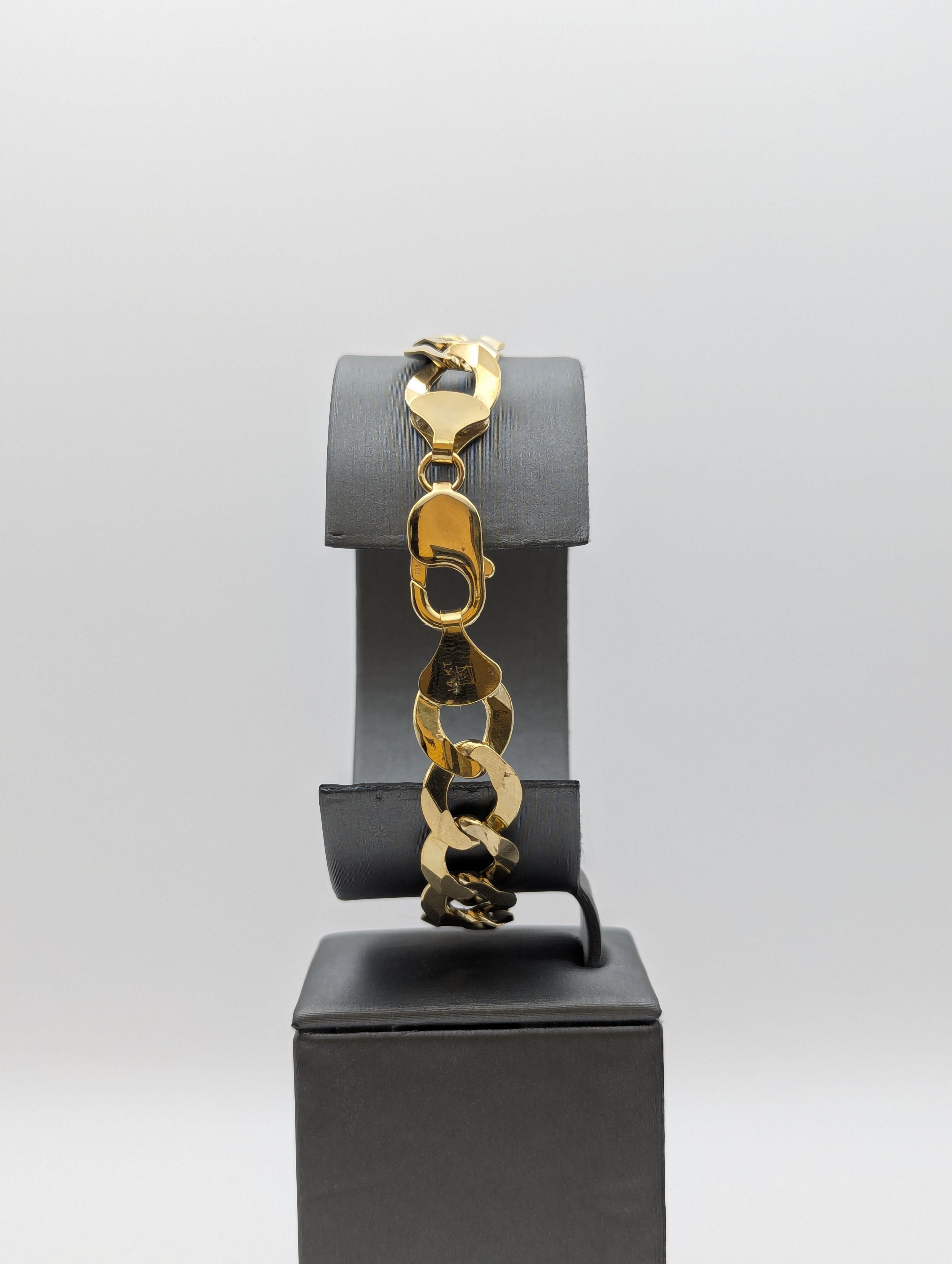 Pulsera Curb de oro amarillo de 14K