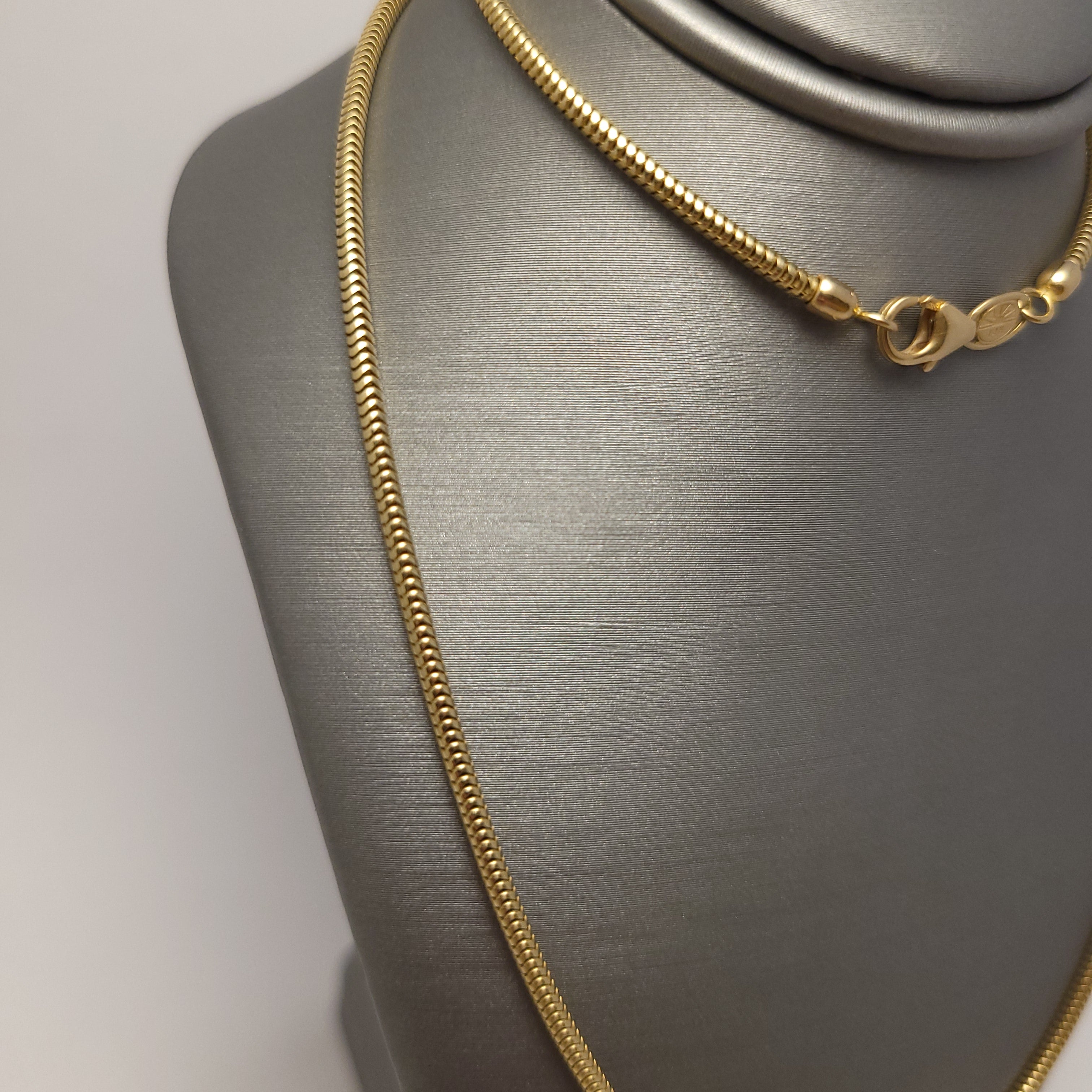 Collar Eslabones de Serpiente en Oro Amarillo de 14K