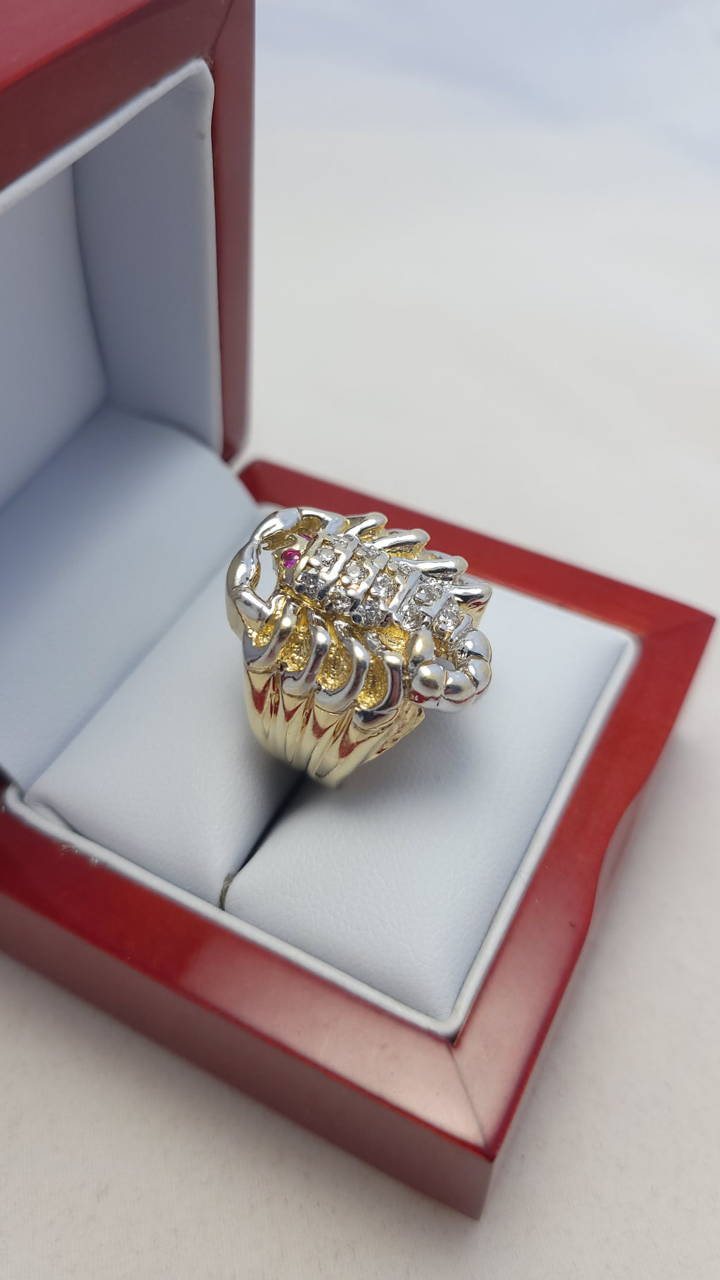 10K YG Scorpion Ring
