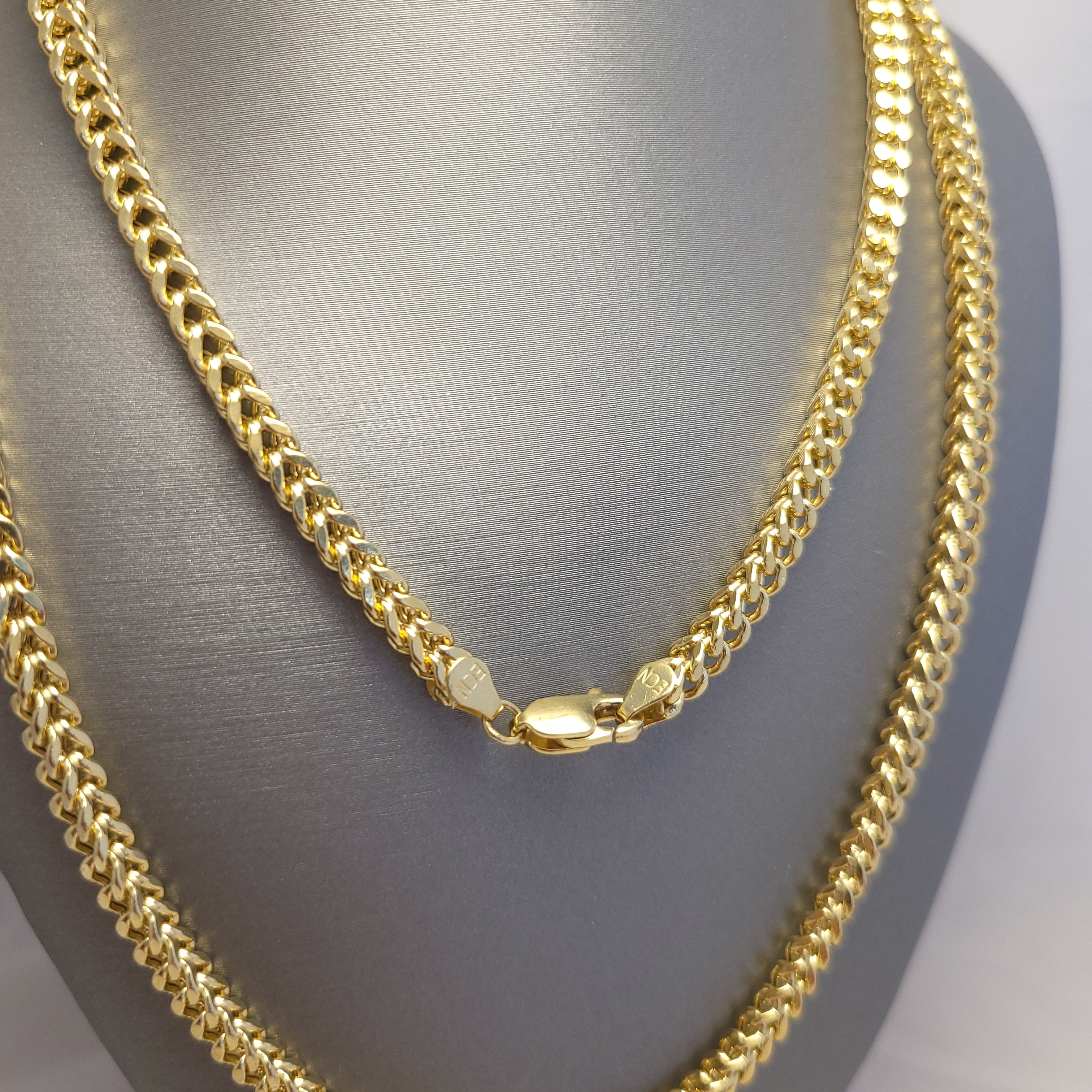 Cadena cola de zorro hueca de oro amarillo de 14K