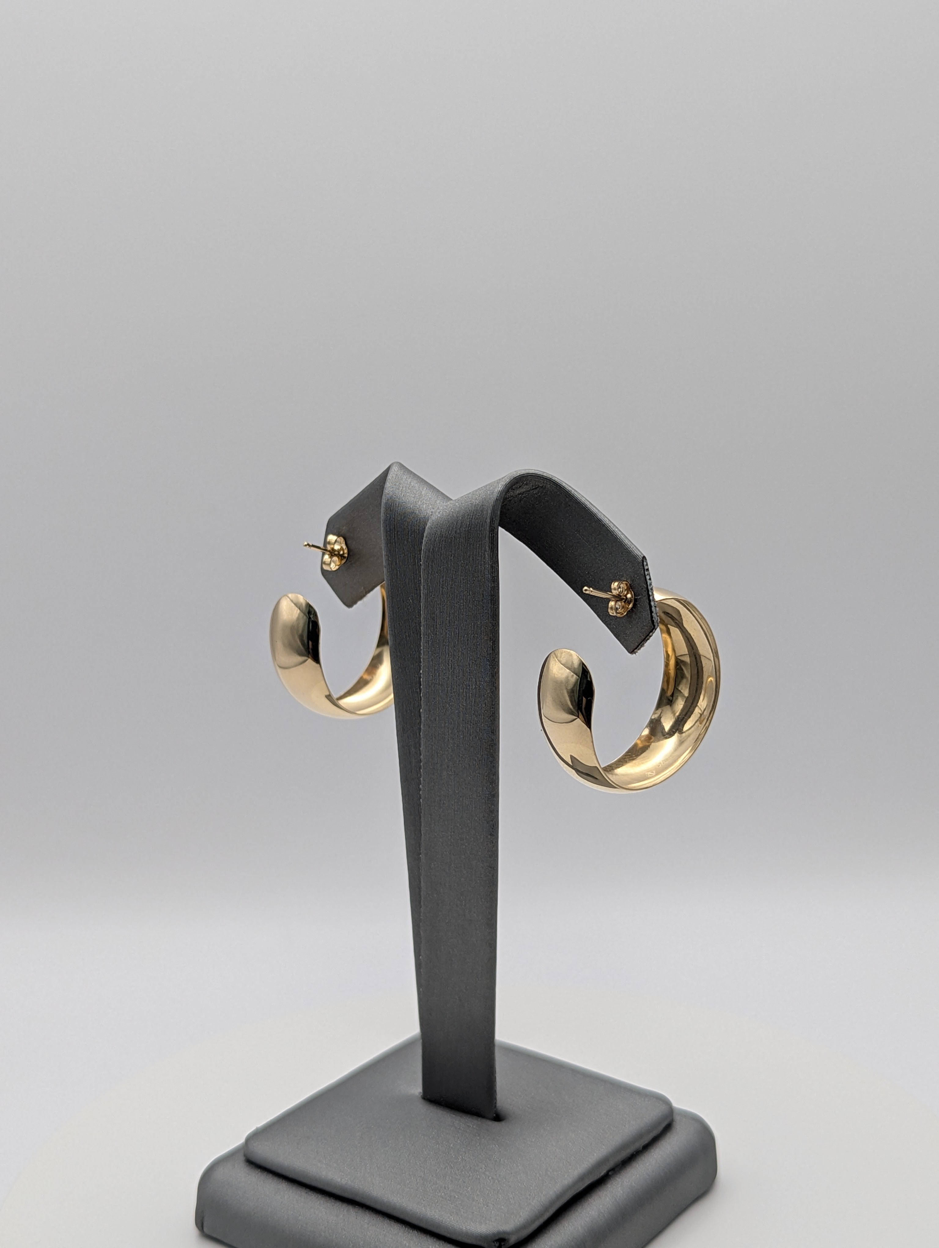 14K YG Hoop Earrings