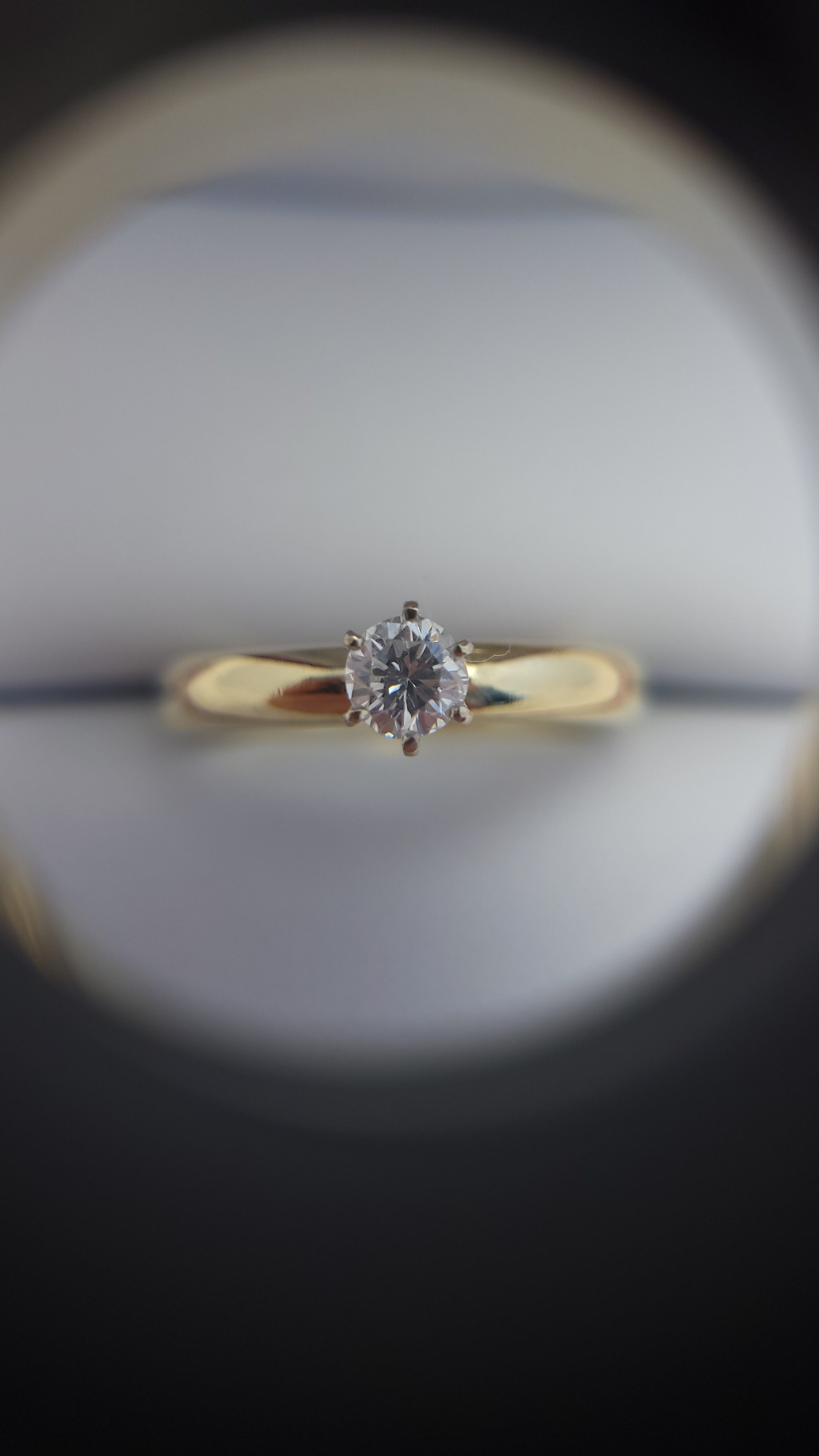 18K YG Solitaire Diamond Eng Ring