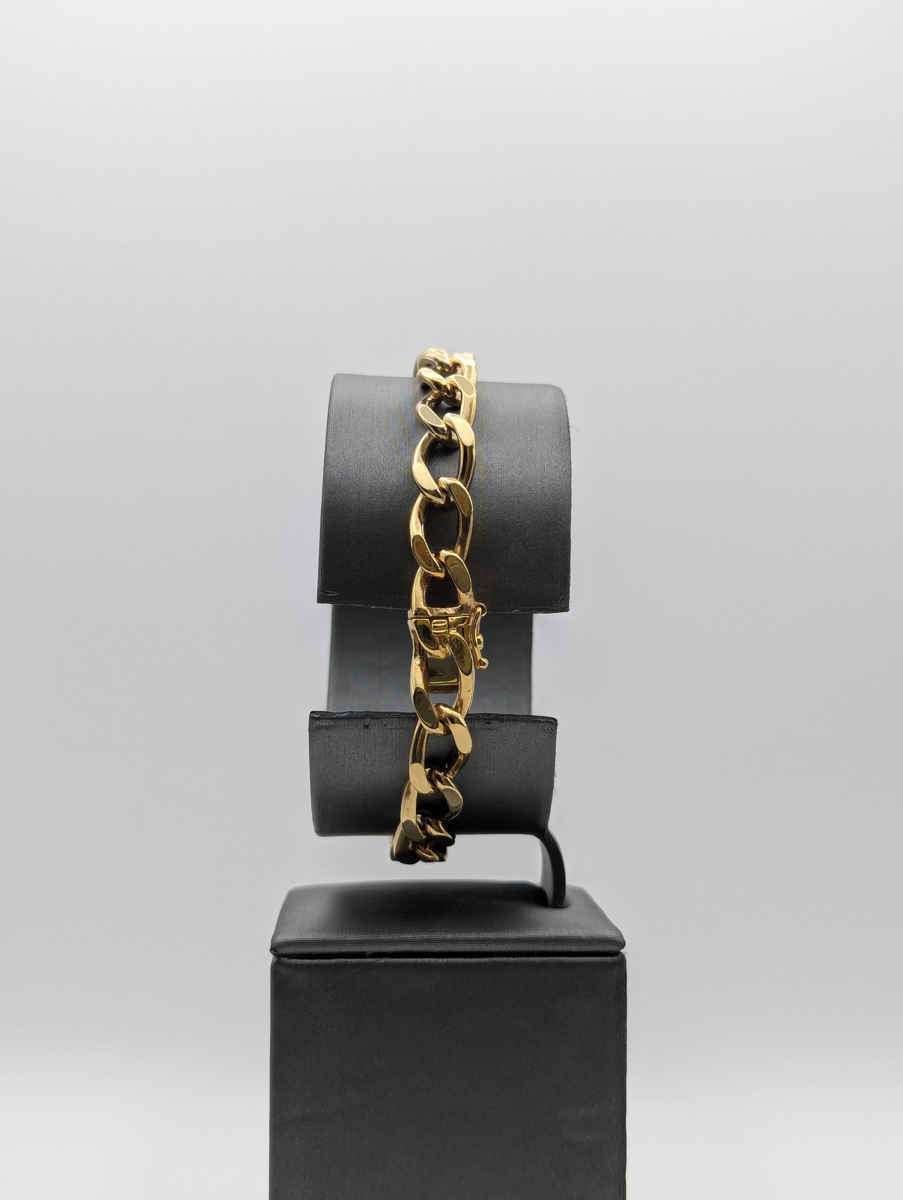 14K YG Open Flat Curb Bracelet