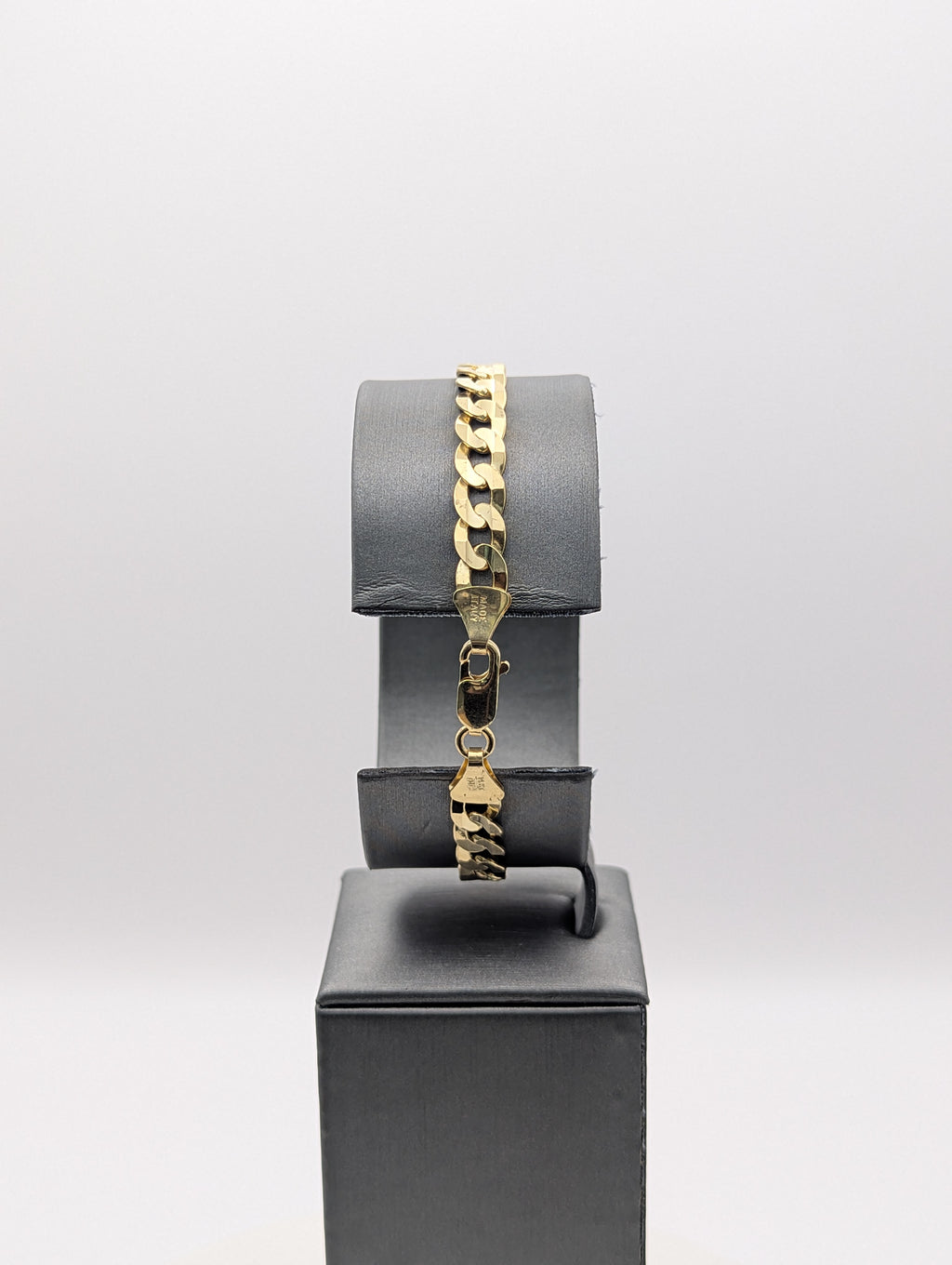 Pulsera de oro amarillo de 14K de eslabones tipo 'Curb'