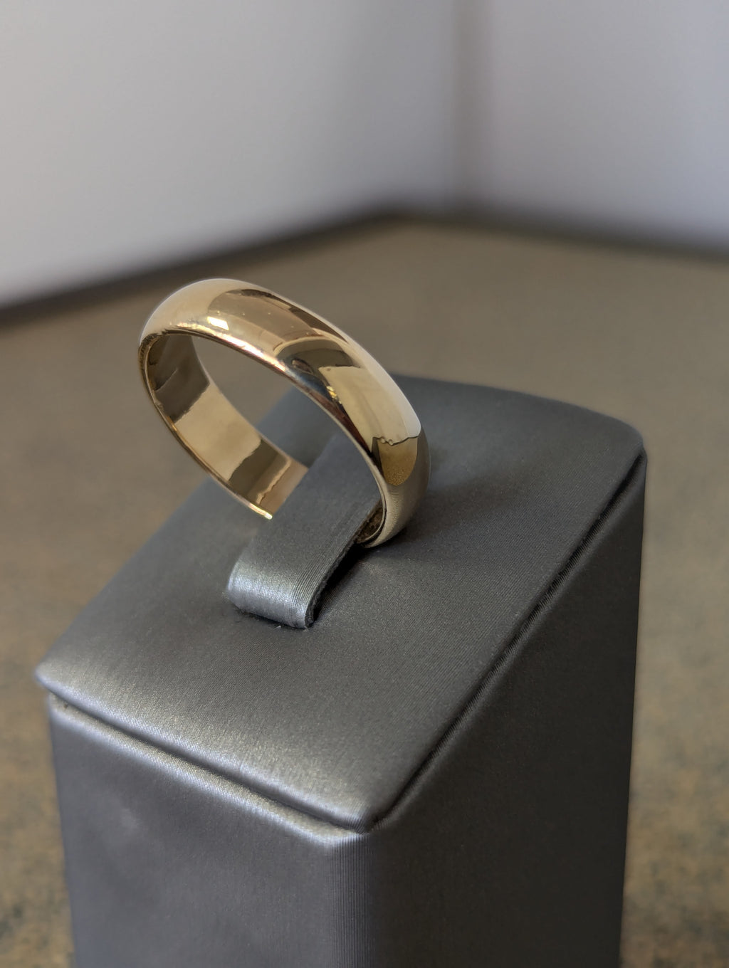 Alianza de boda de oro de 14 quilates