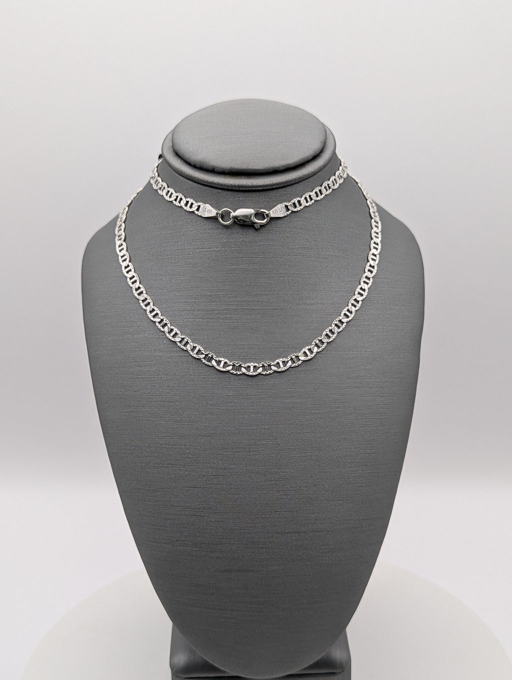Cadena Marinera con Corte Diamantado de Oro Blanco de 14K