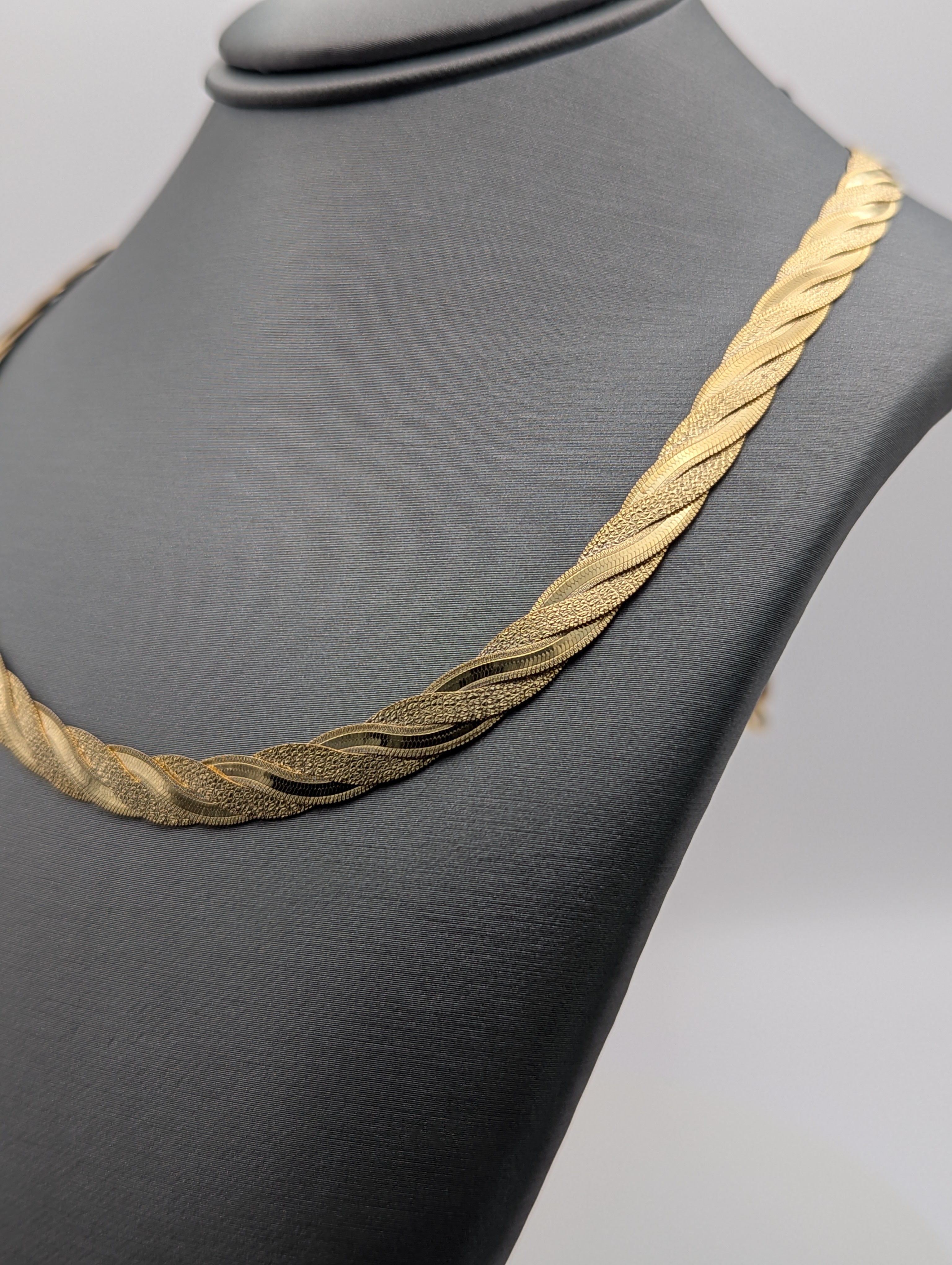 Collar de espiga fantasía en oro amarillo de 14 quilates