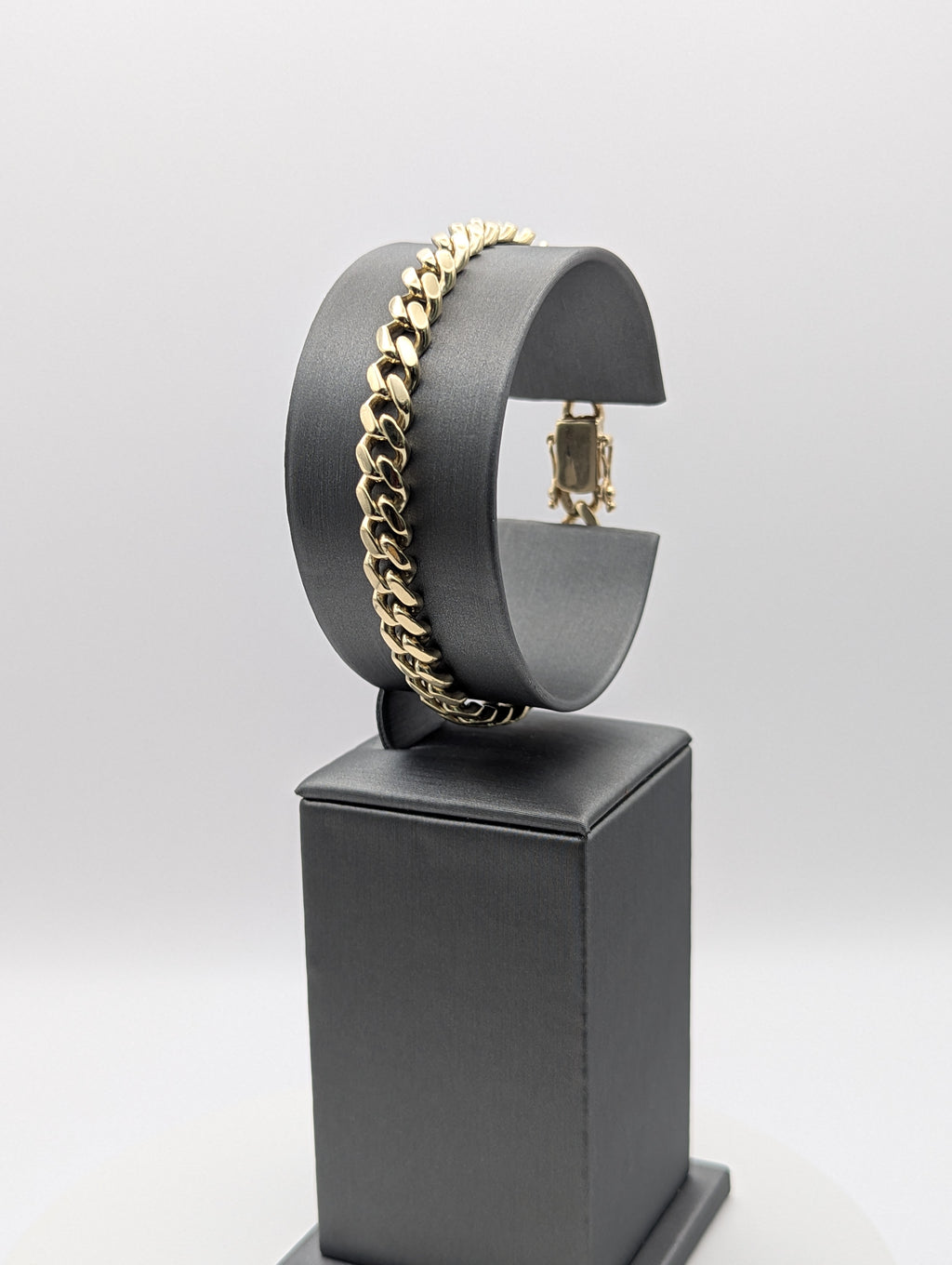 Pulsera eslabón cubano de oro amarillo de 14K