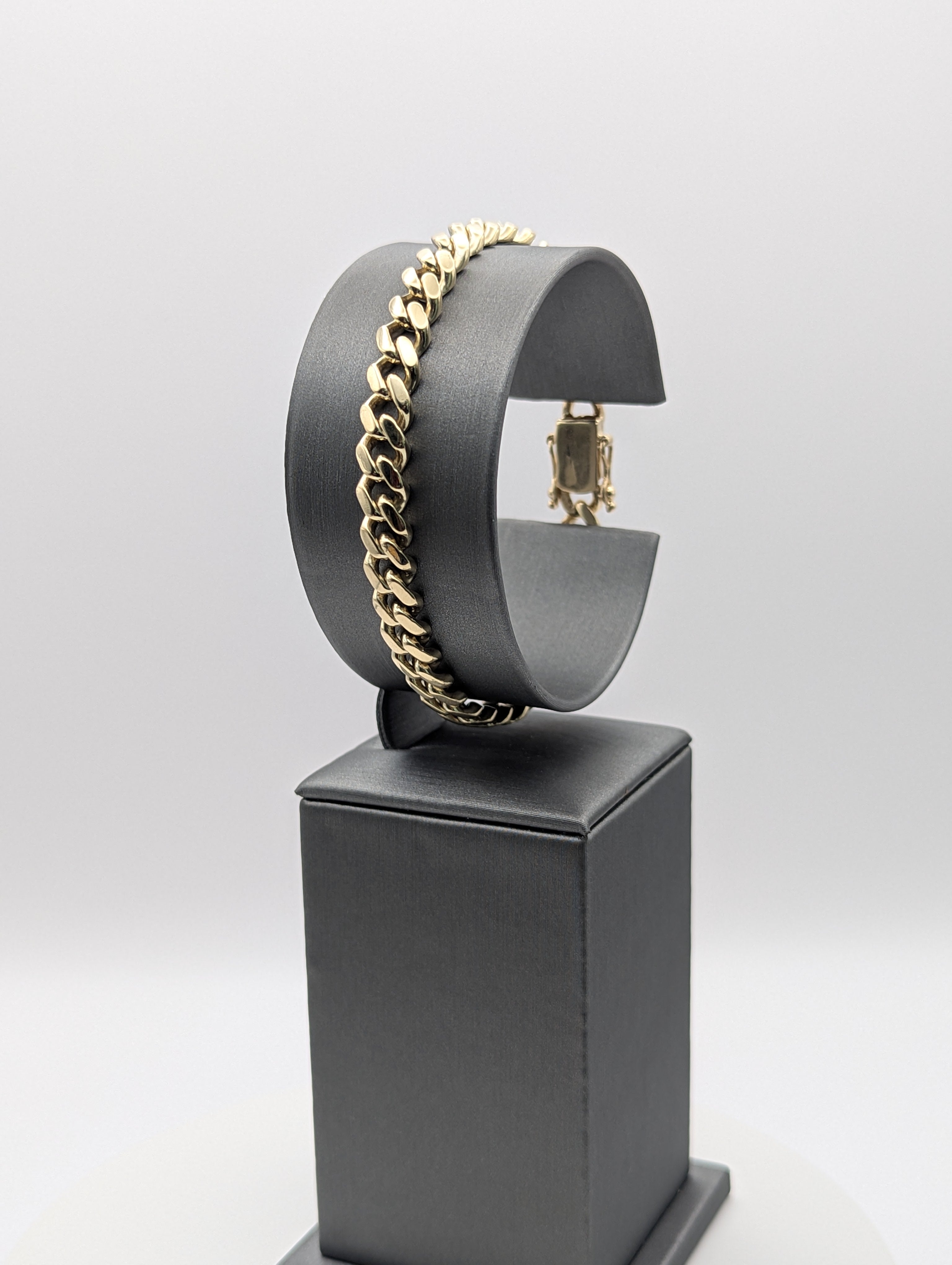 Pulsera eslabón cubano de oro amarillo de 14K
