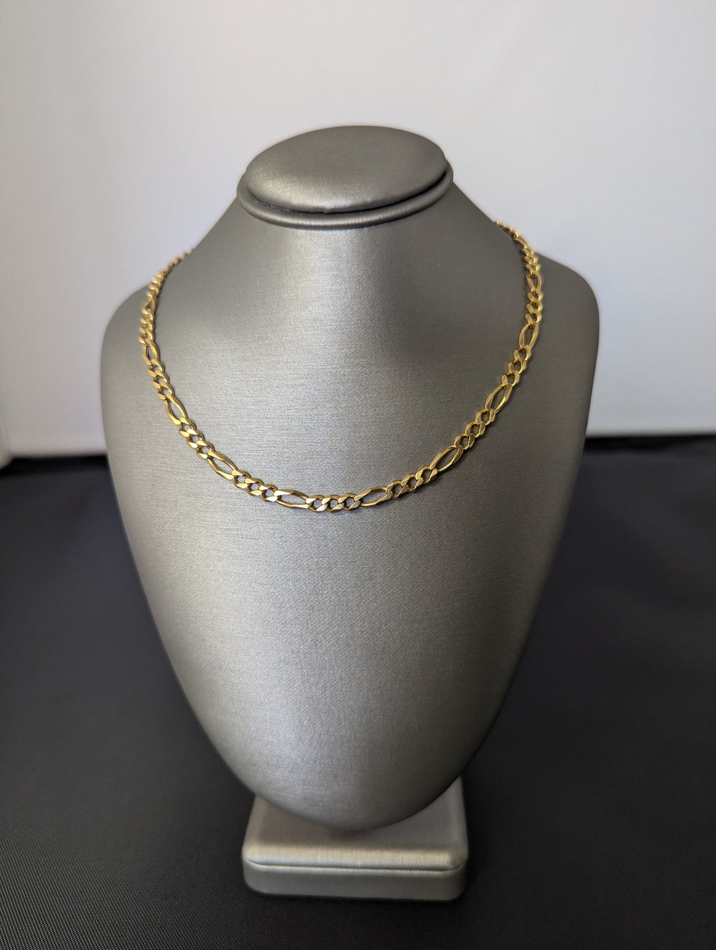 Cadena Fígaro de oro amarillo de 14K
