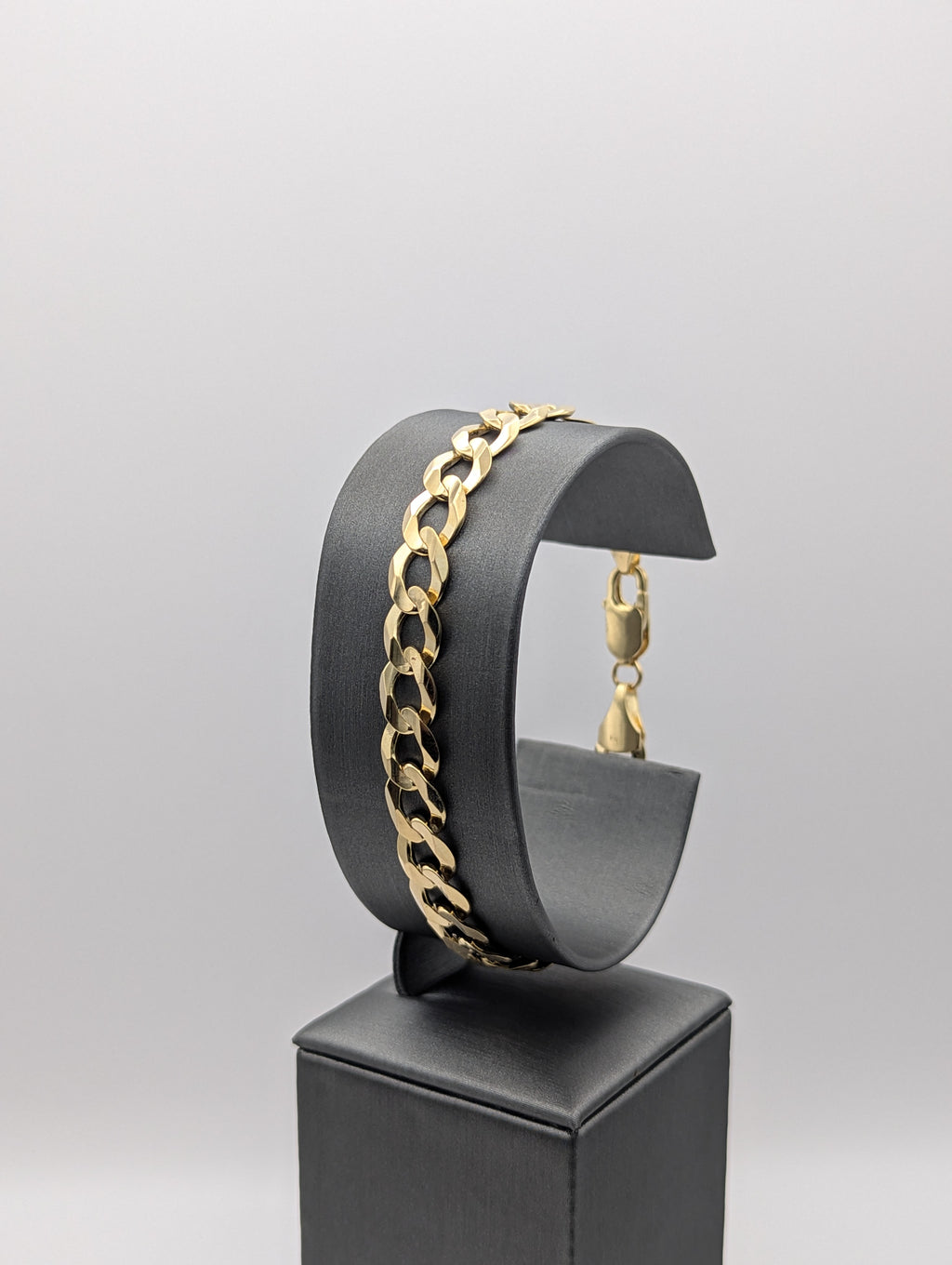 Pulsera de eslabones cubanos de oro amarillo de 14K