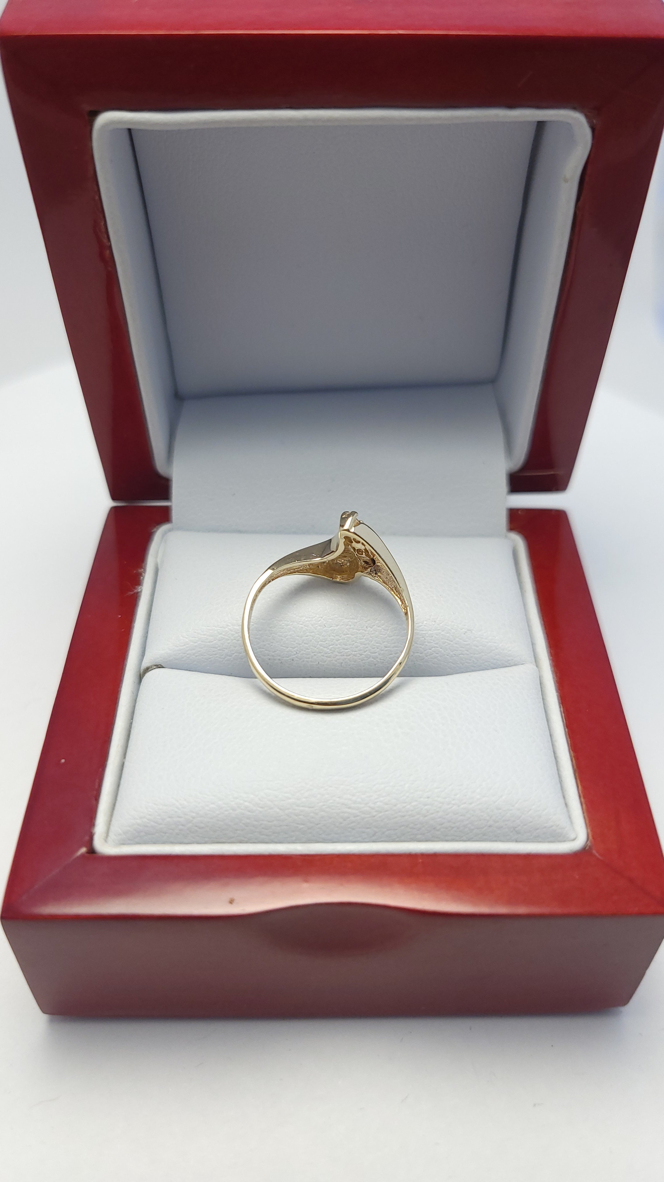 10K YG Fancy Diamond Ring