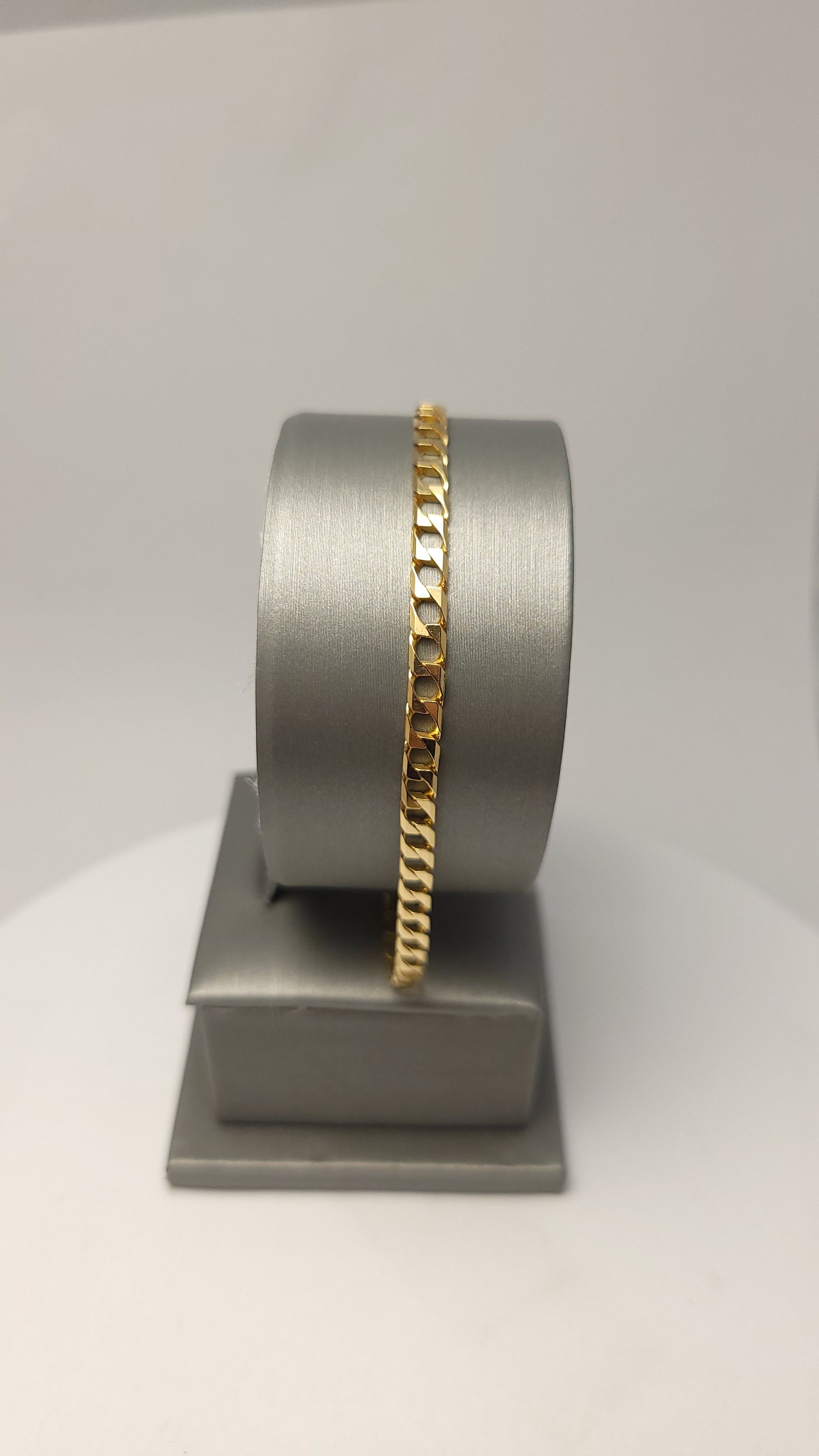 14K YG Square Curb Bracelet