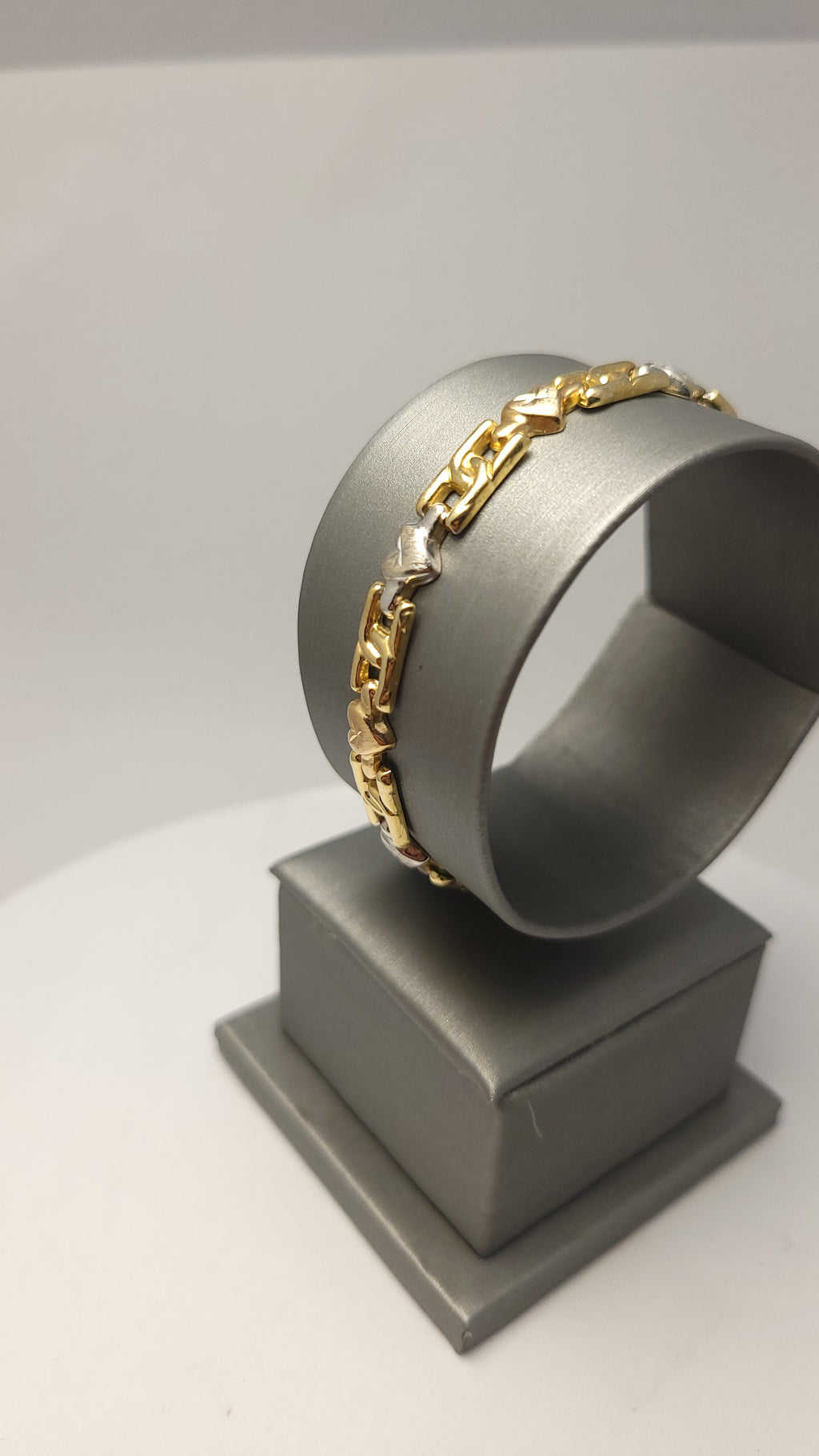 Pulsera de corazón tricolor de 14K