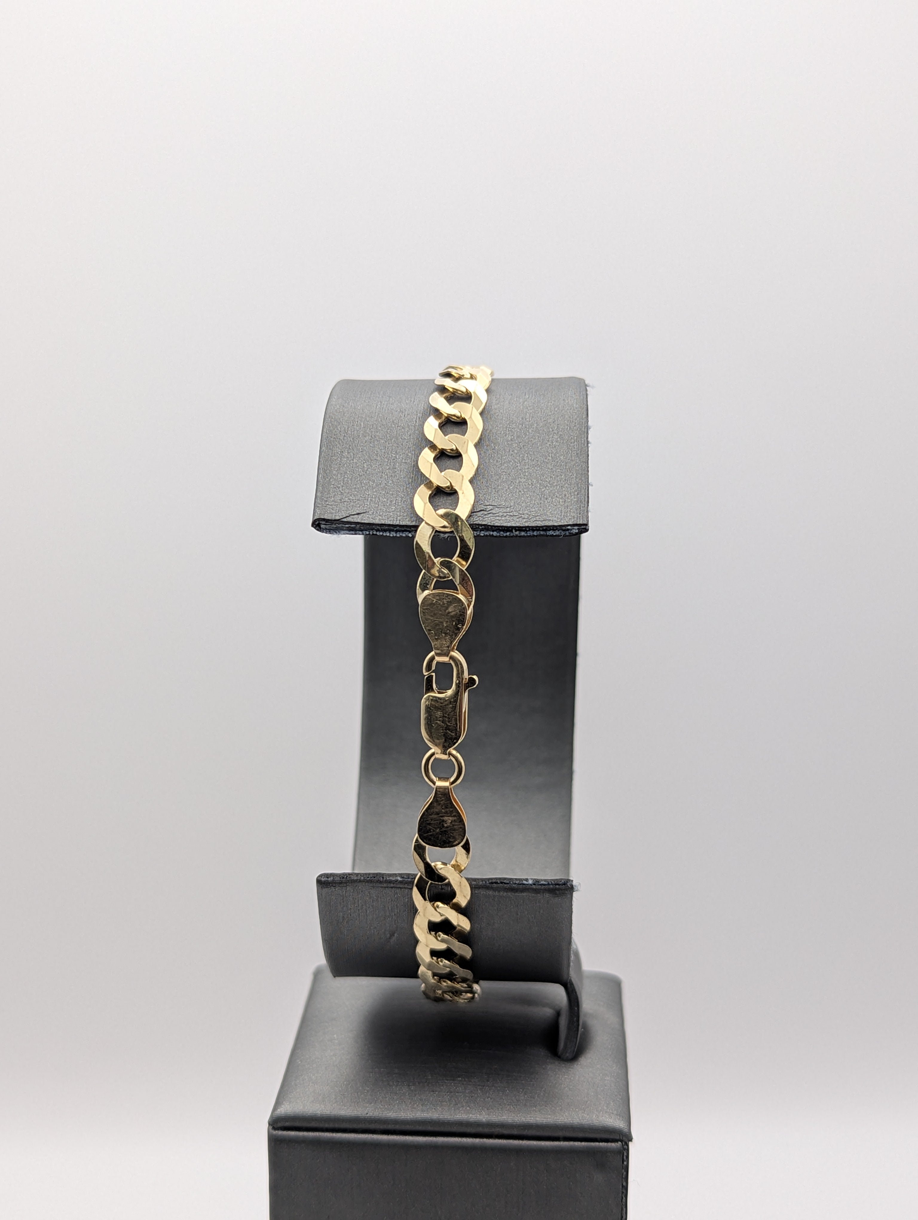 Pulsera de eslabones forzados de oro amarillo de 14K