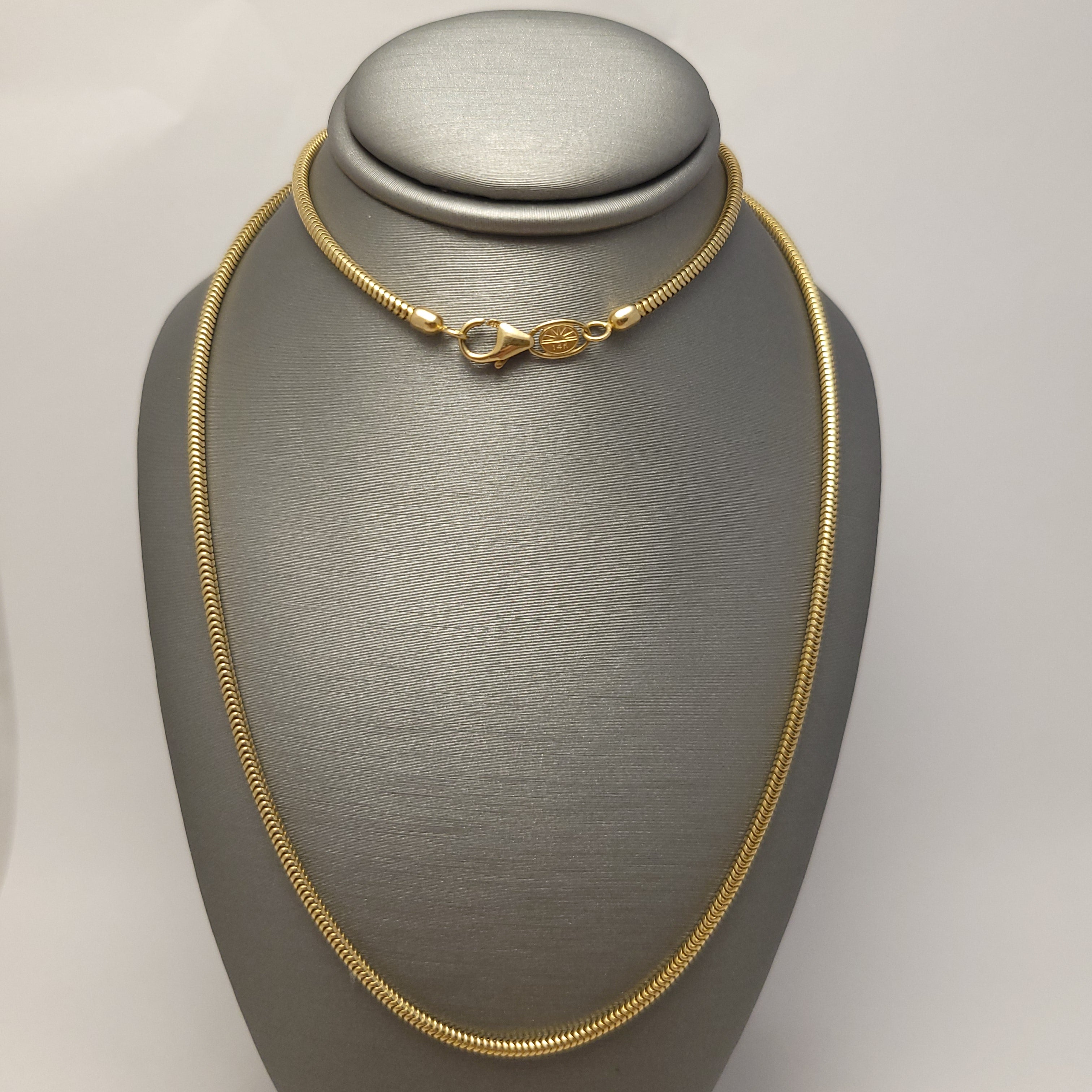 Collar Eslabones de Serpiente en Oro Amarillo de 14K