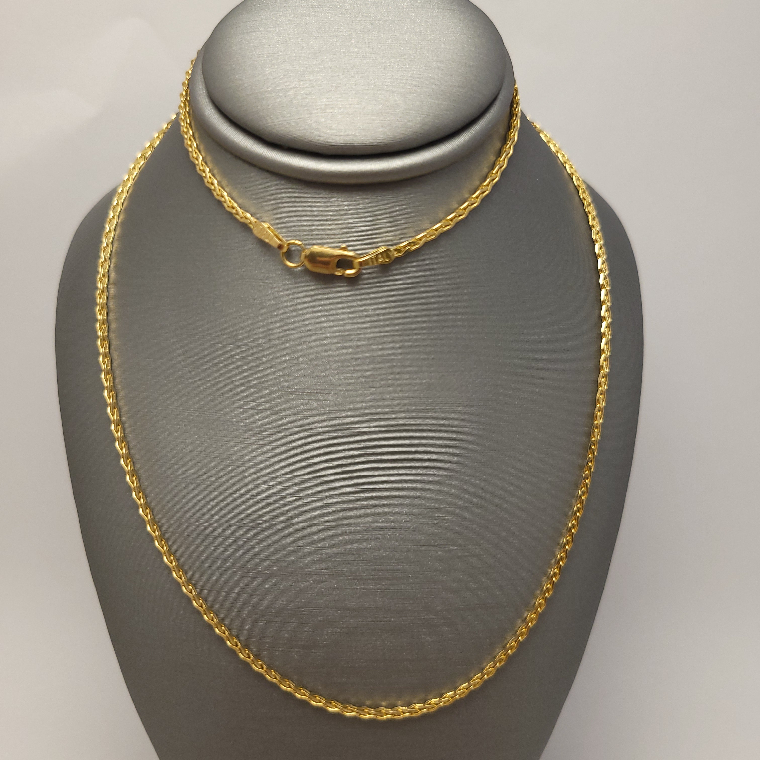 Cadena Sólida de Eslabones Spiga de Oro Amarillo de 14K