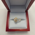 Anillo Crucifijo de Oro Tricolor de 14K