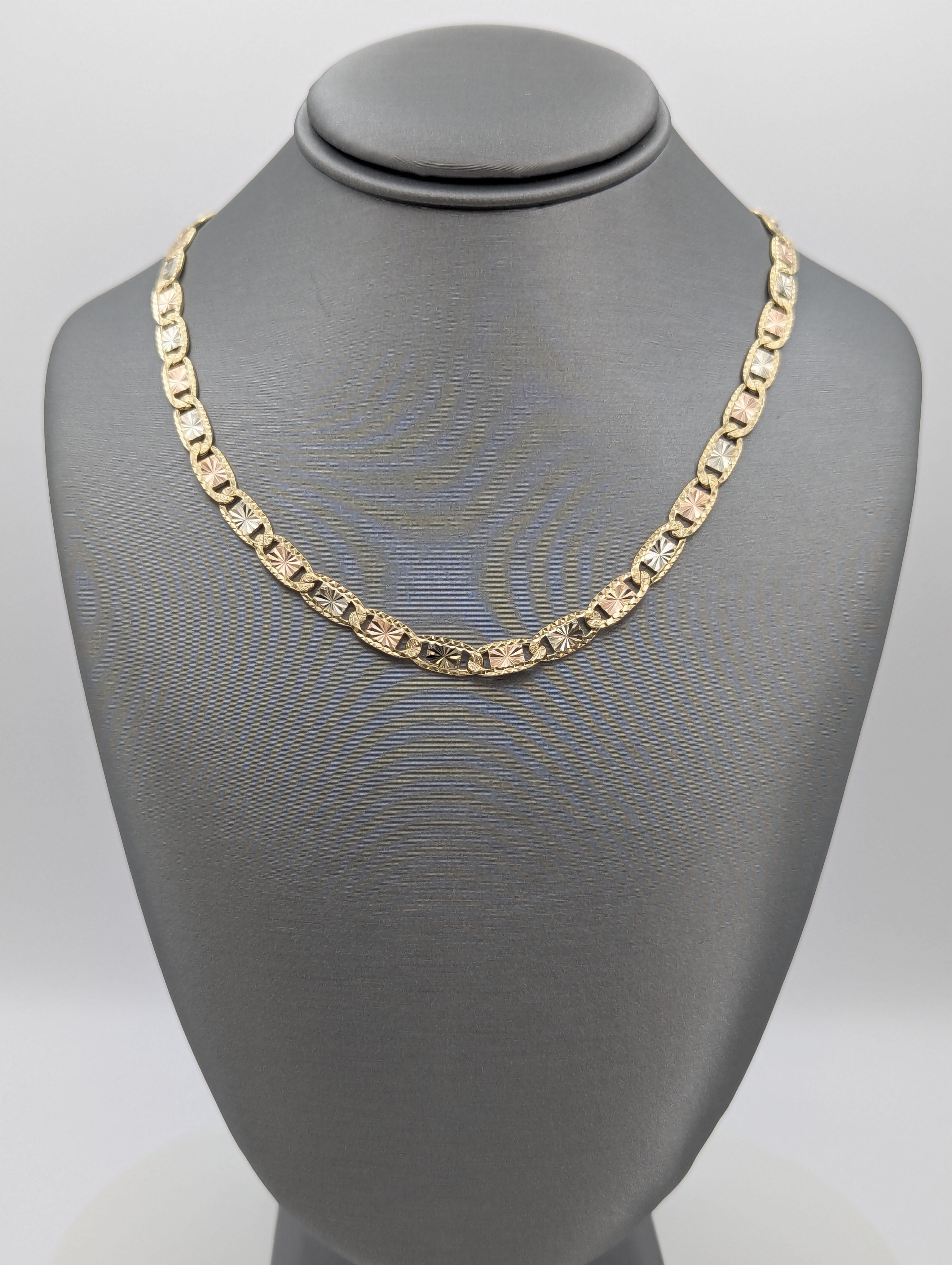 Cadena Valentino de 14K