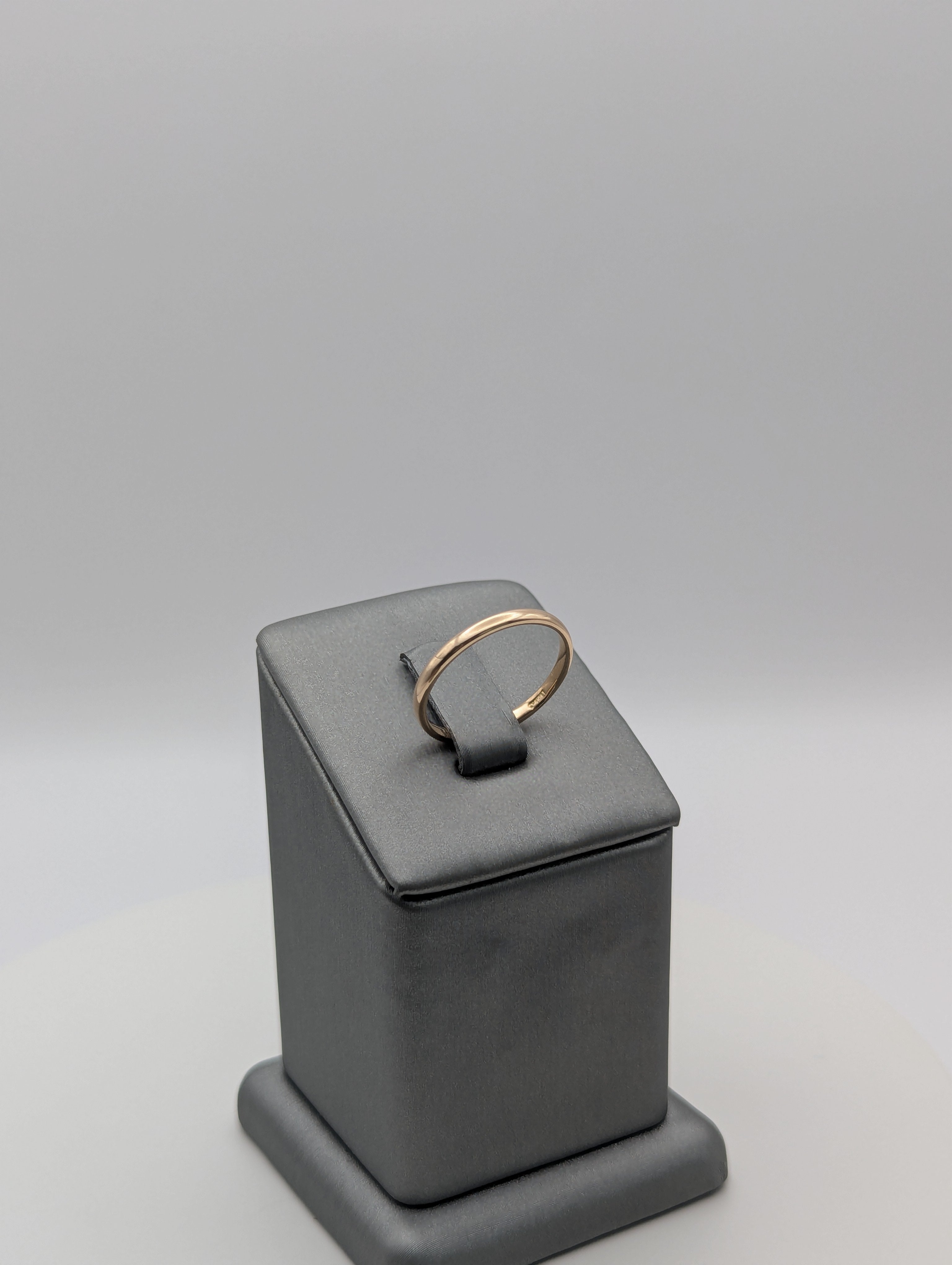 14K YG Wedding Band