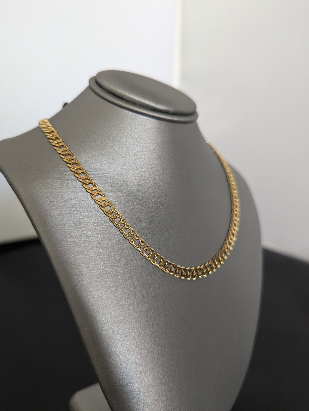 Cadena doble de oro amarillo de 14K