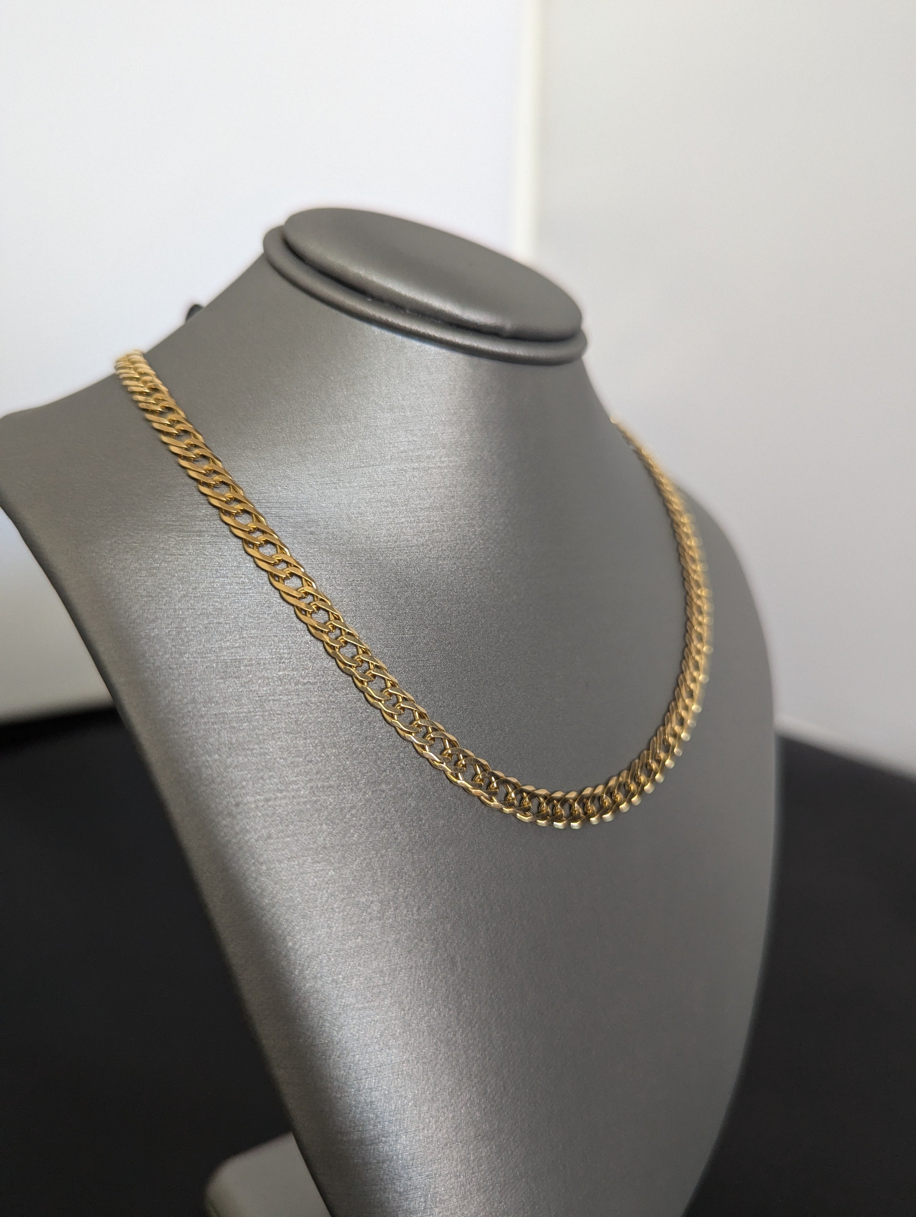 Cadena doble de oro amarillo de 14K