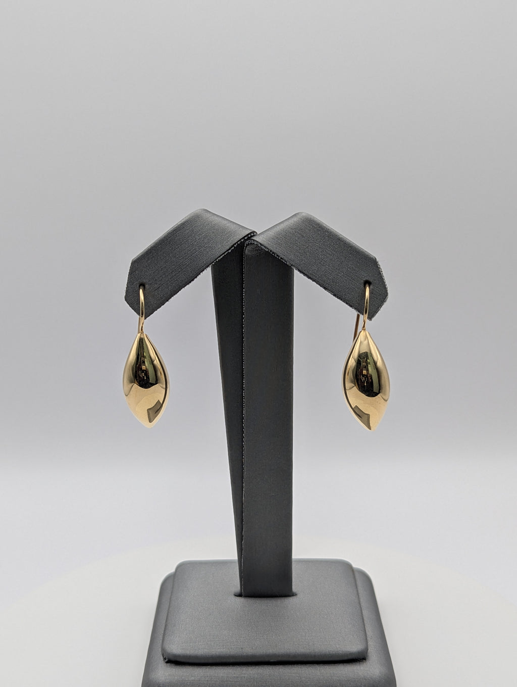 Pendientes Cocoon de oro amarillo de 14K