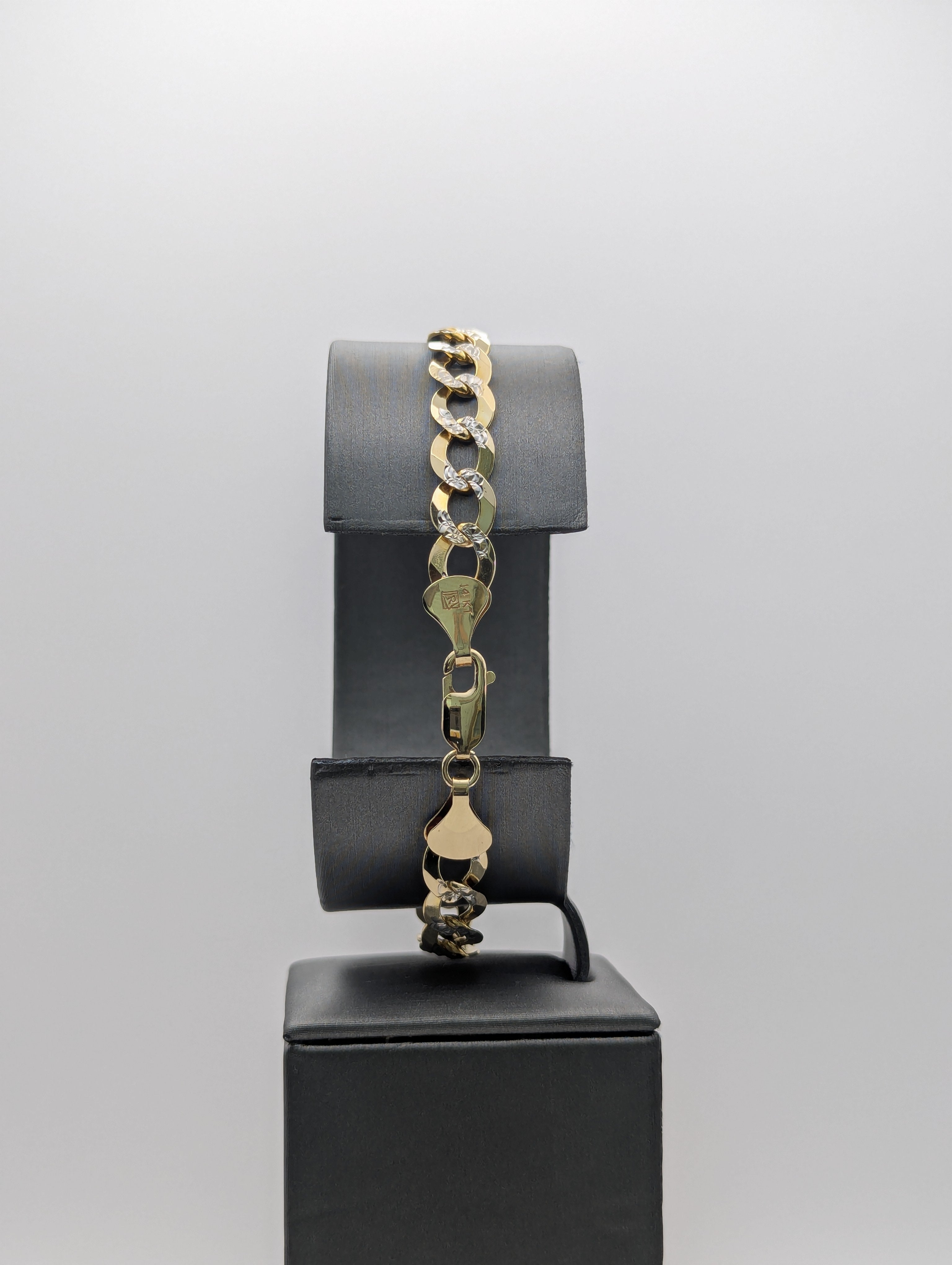 14K YG Dia Cut Curb Bracelet