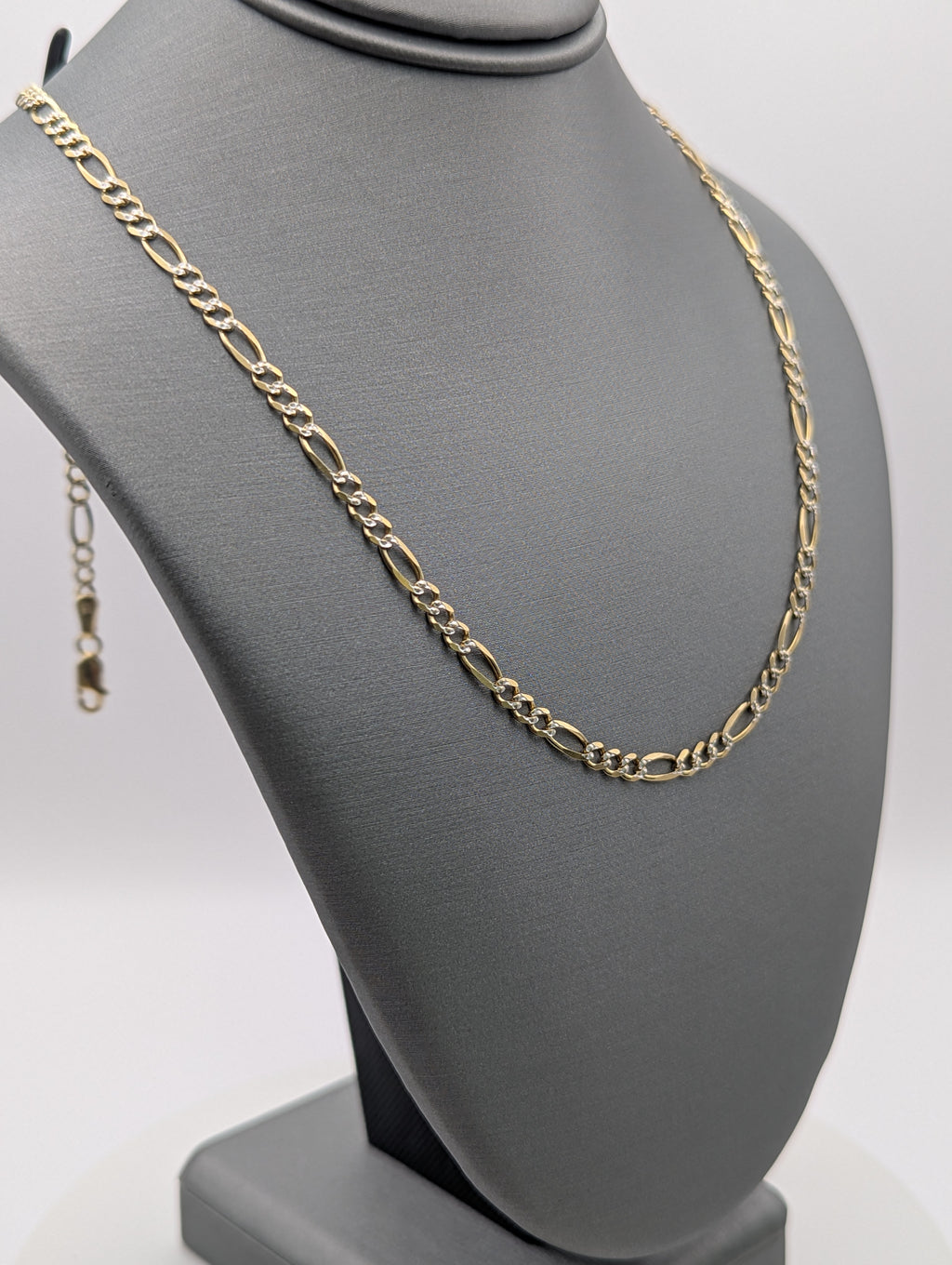Cadena Fígaro de Oro Amarillo 14K con Corte Diamantado