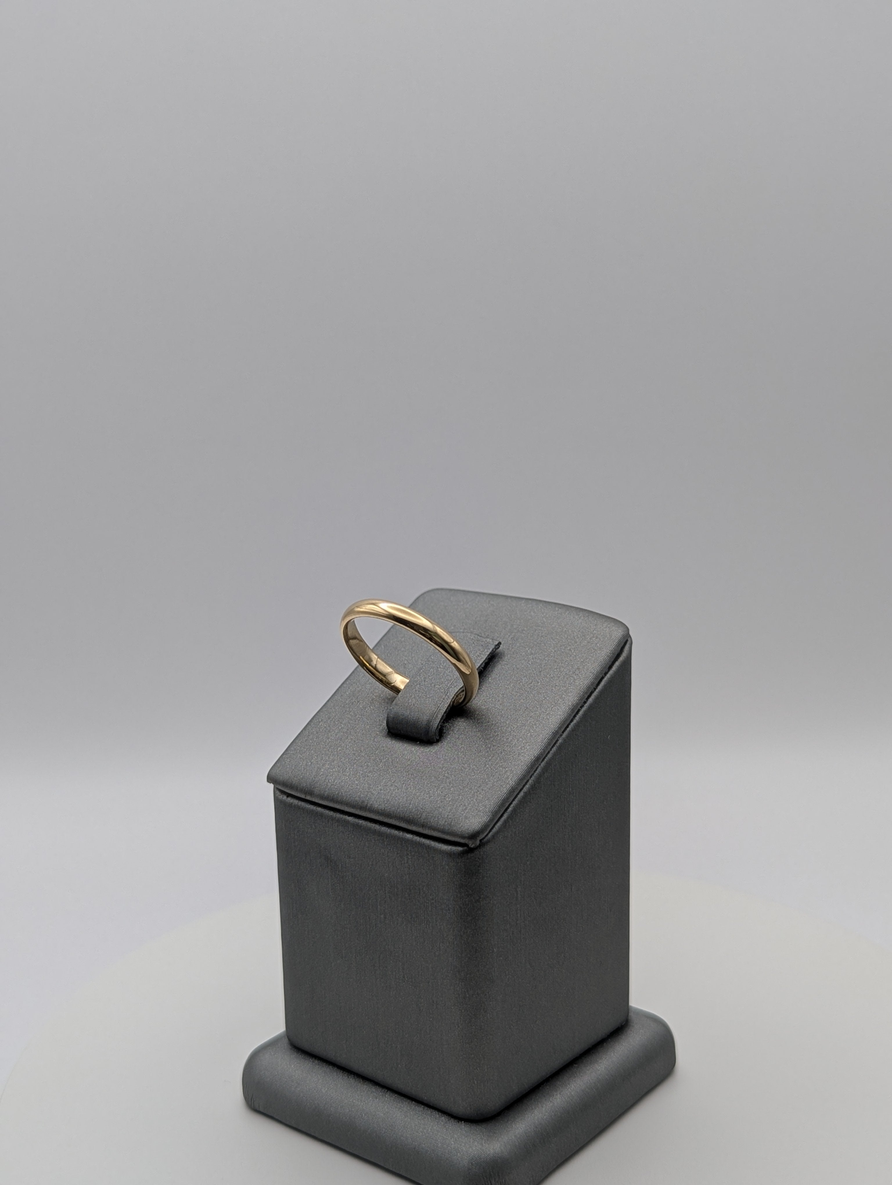 14K YG Wedding Band