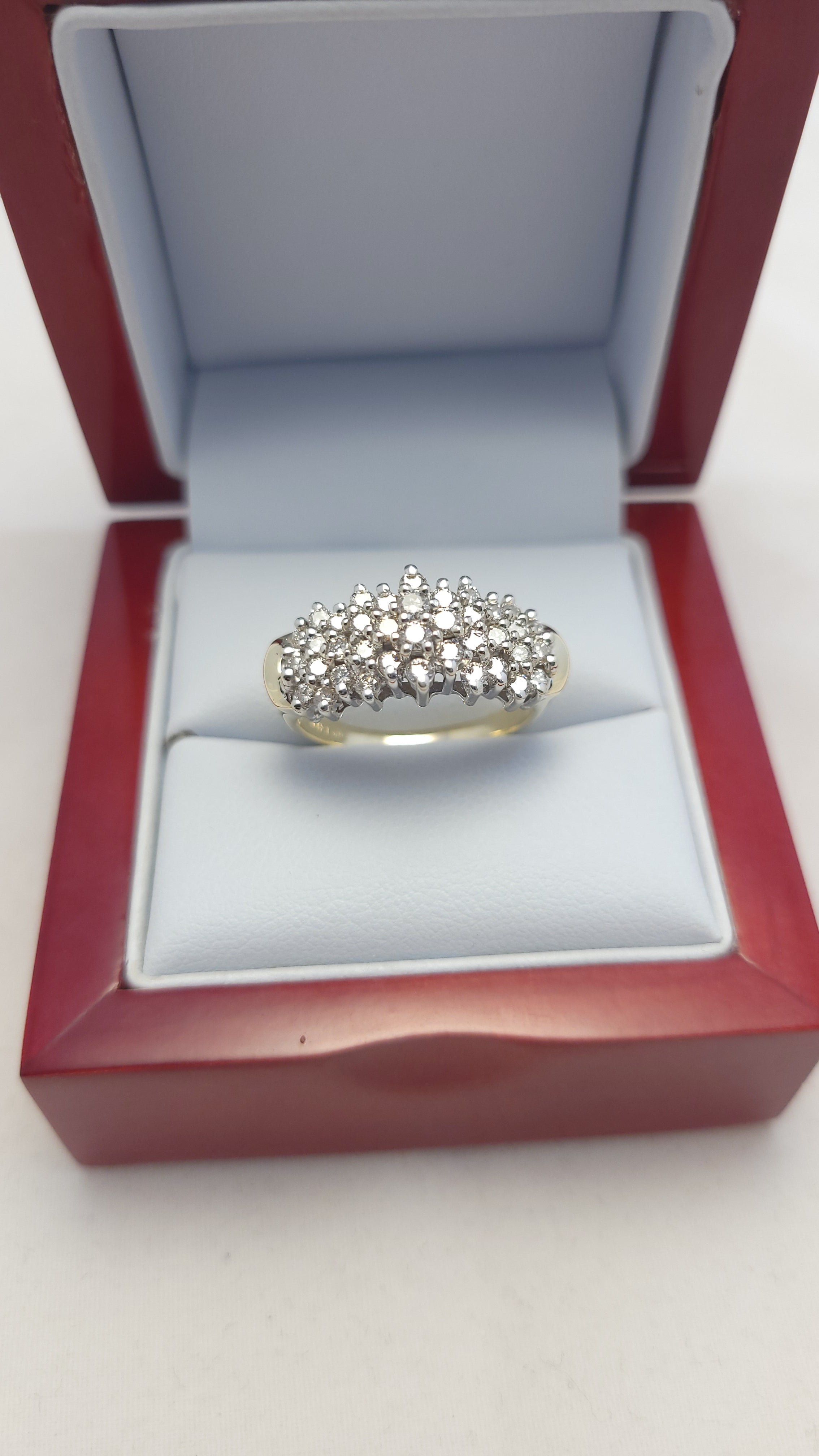 14K YG Cluster Diamond Ring