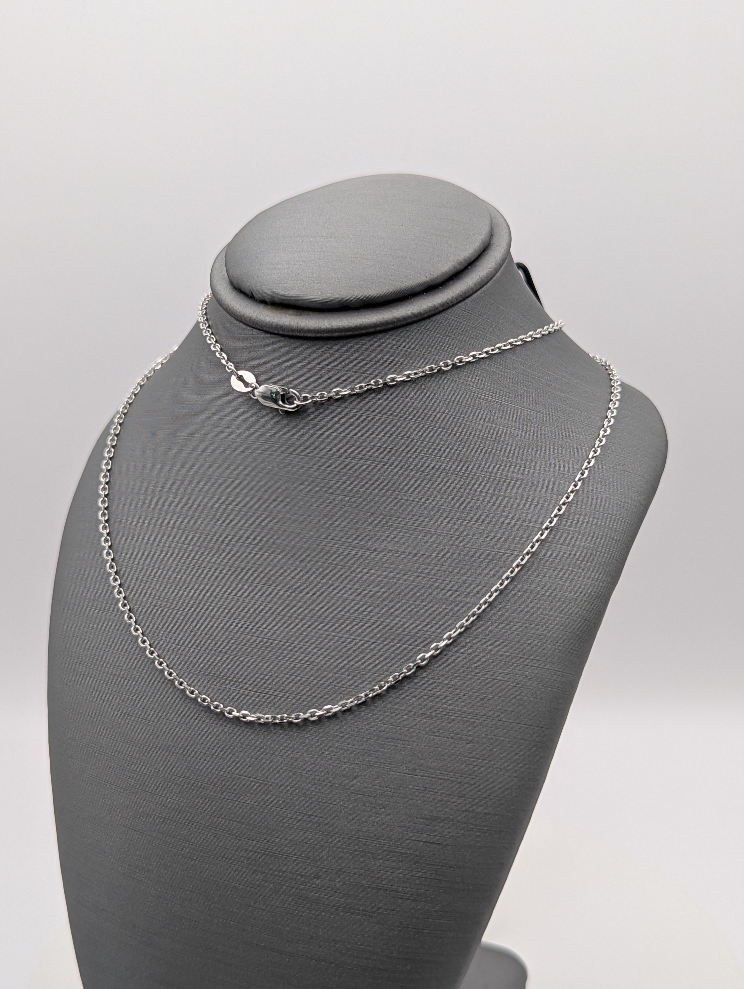Cadena de cable cortada con diamante de oro blanco de 14K