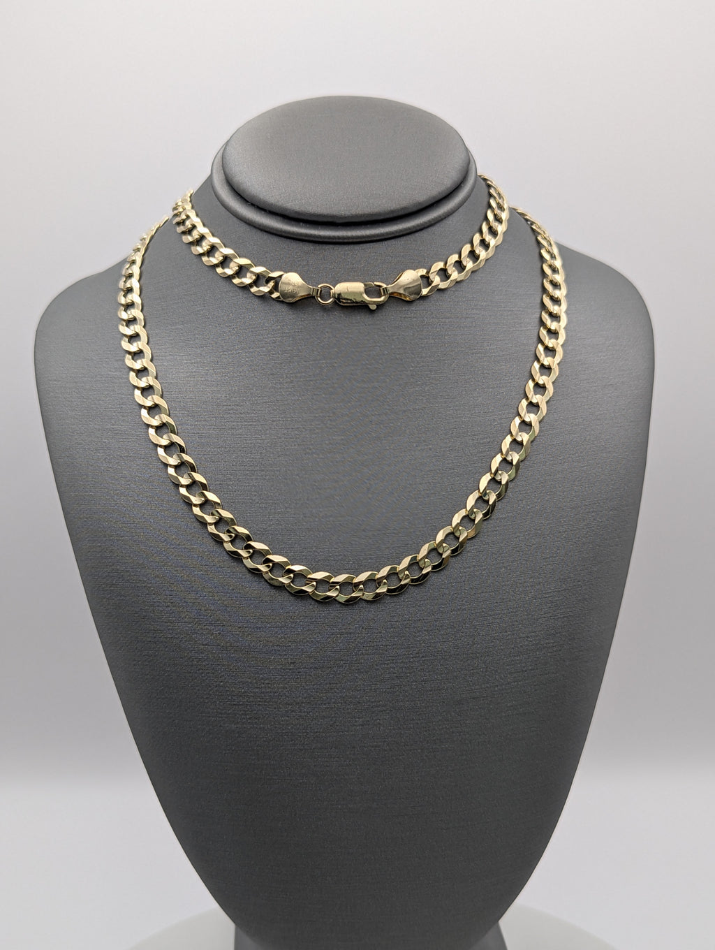 Cadena de eslabones de 14K en oro amarillo