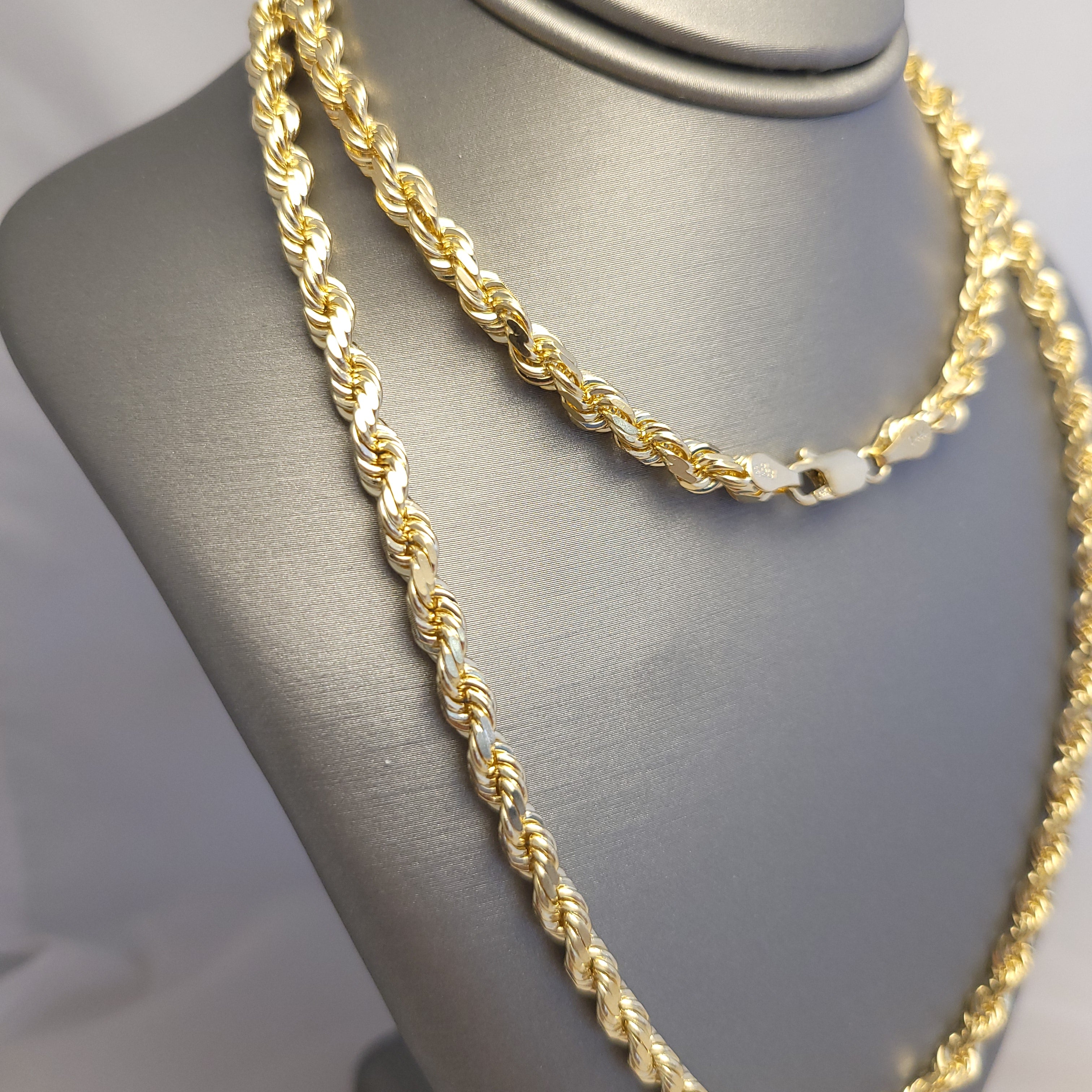 Cadena de soga sólida de oro amarillo de 14K