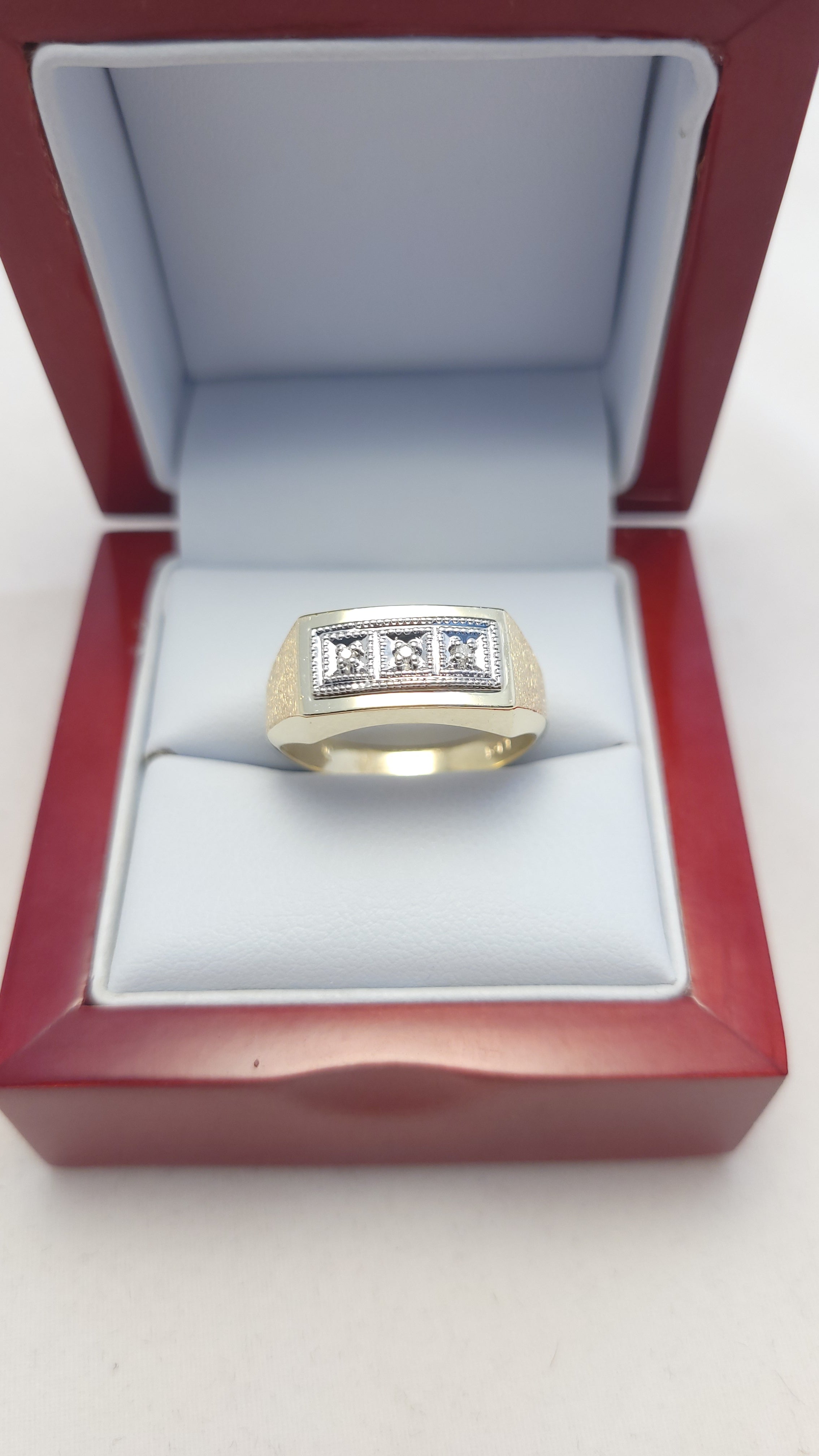 10K YG Men's Diamond Ring