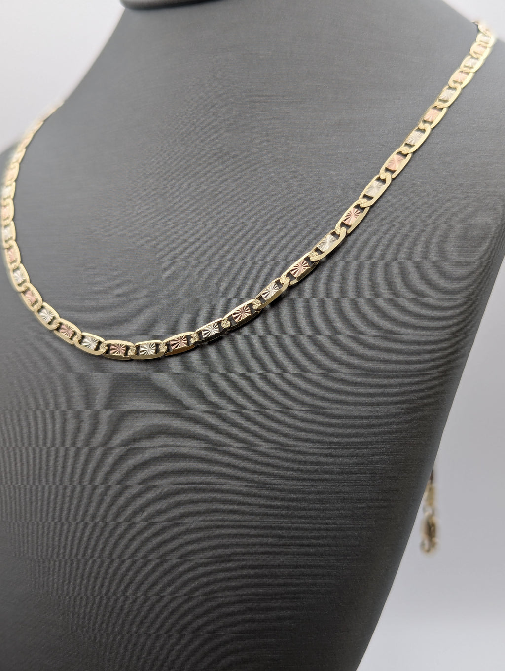 Cadena Valentino de 14K