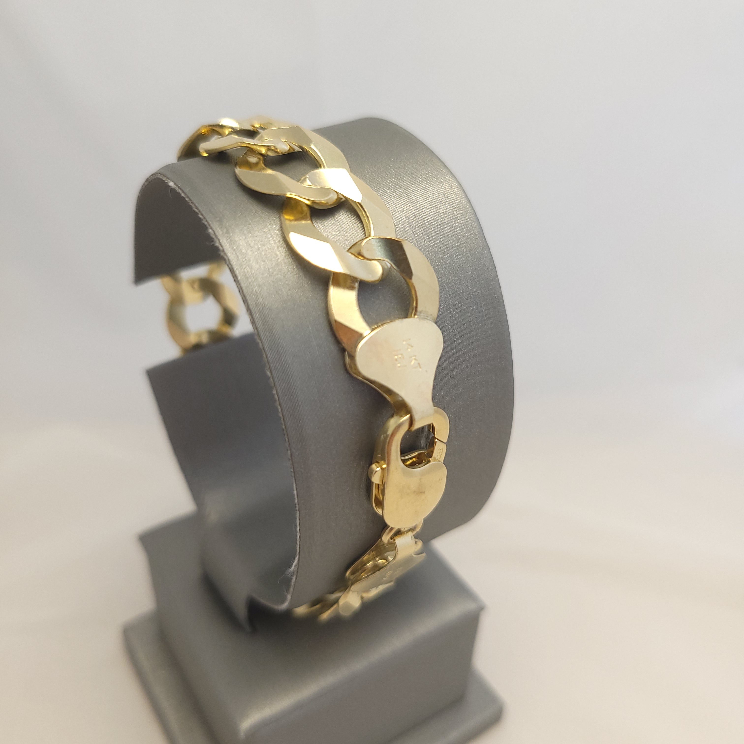 Pulsera de eslabones cubanos de oro amarillo de 14K