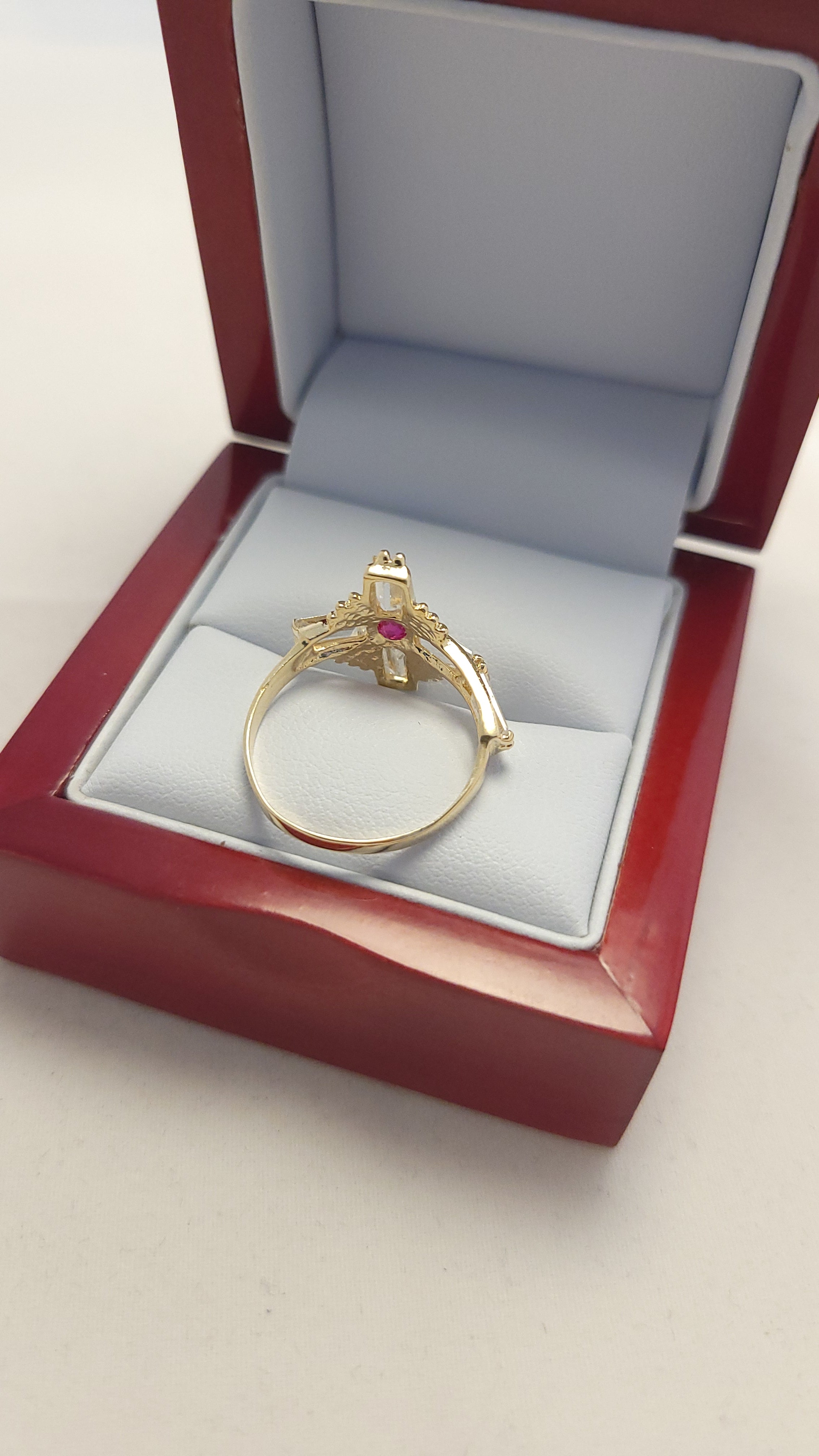 Anillo Cruz de Rubí Oro Amarillo 14K