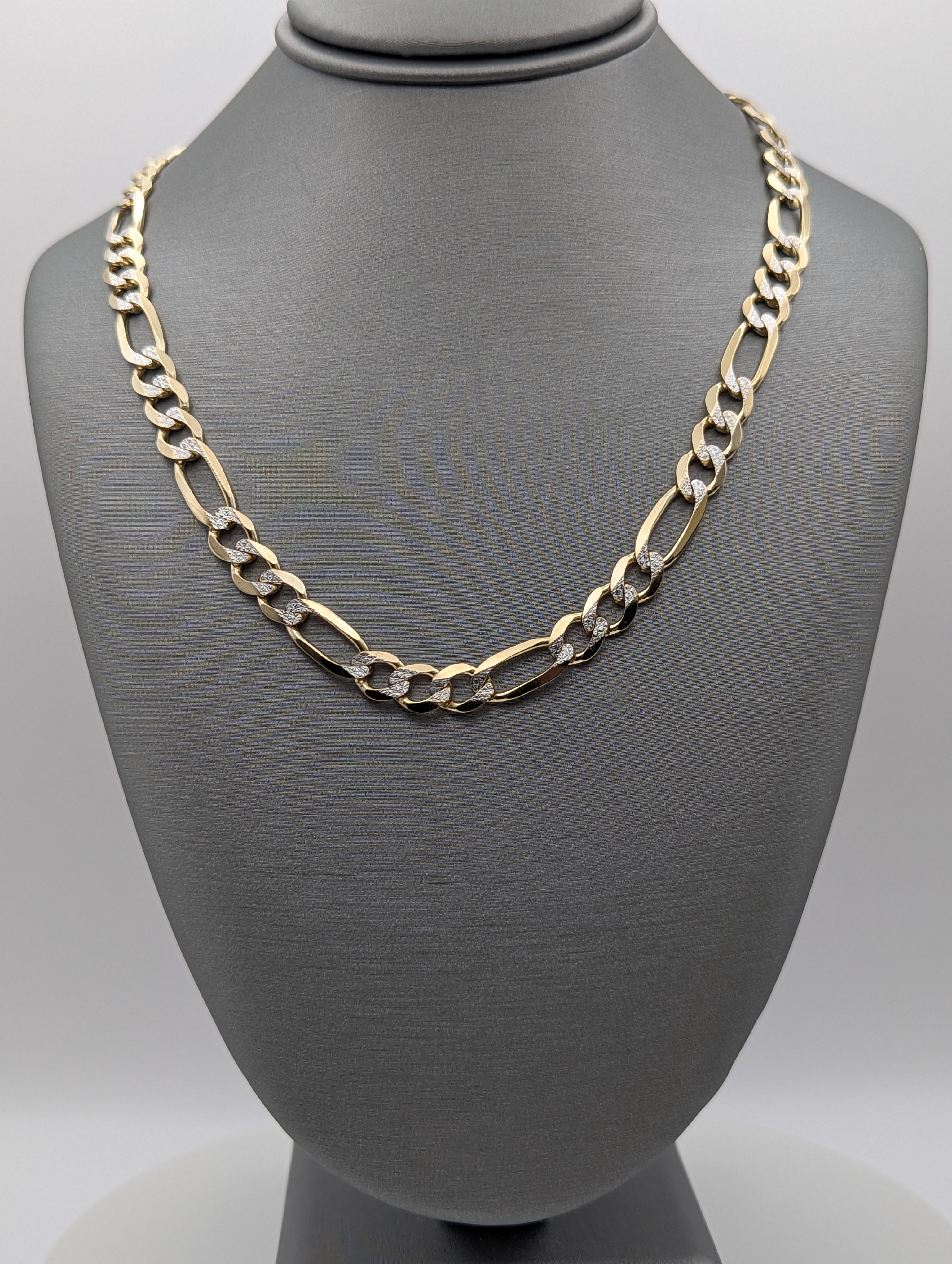 Cadena Fígaro de oro amarillo de 14K con corte de diamante