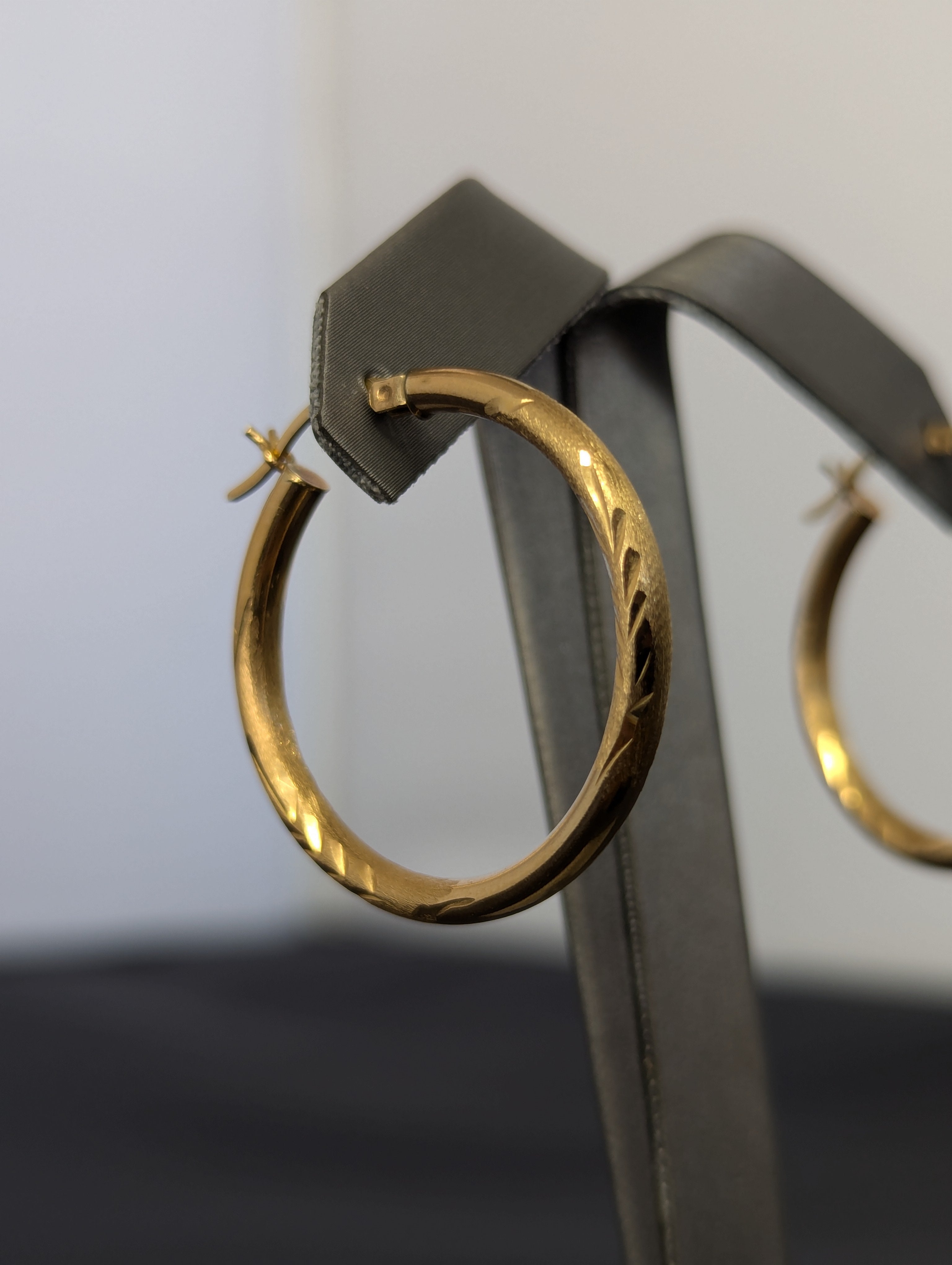 14K YG Hoop Earrings