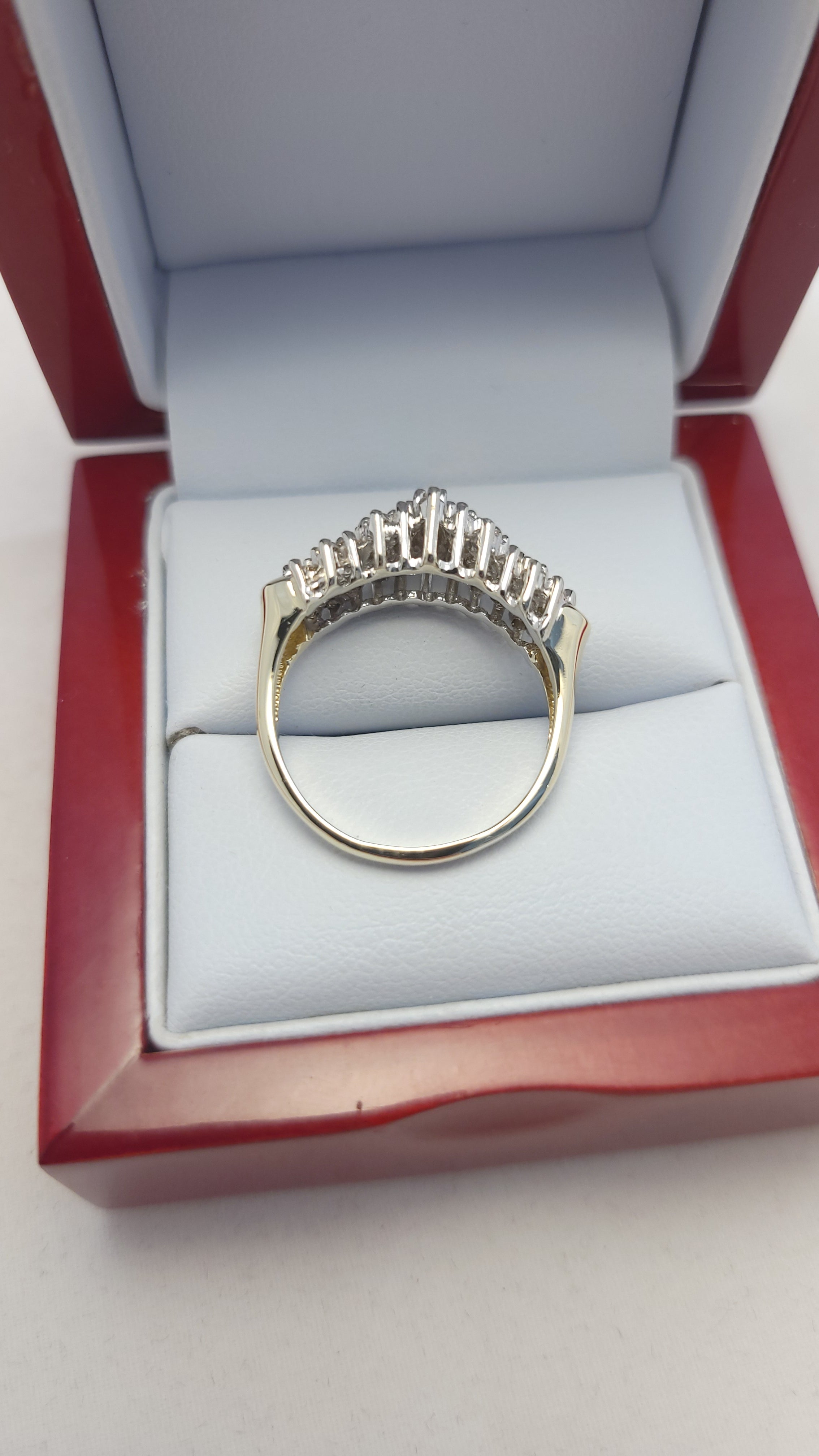 14K YG Cluster Diamond Ring