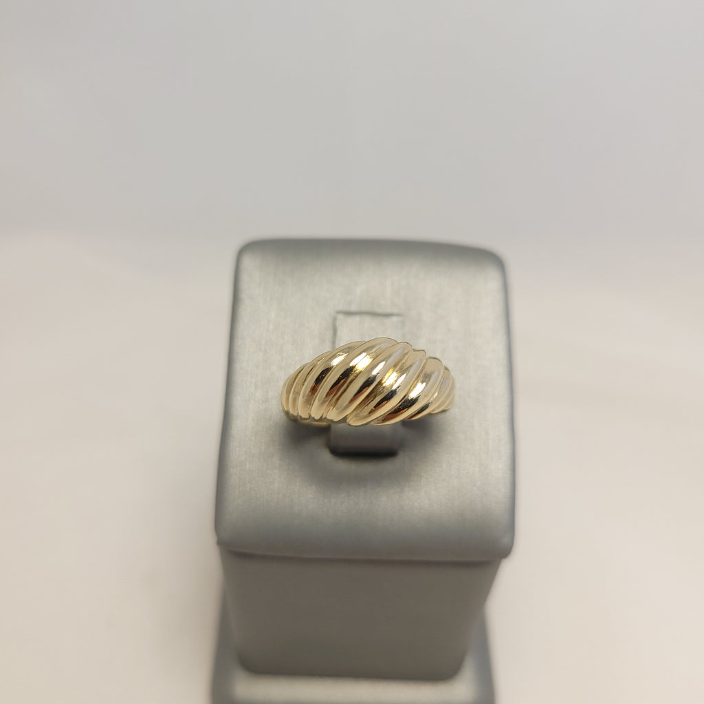 Anillo Elegante Hinchado de Oro Amarillo de 14K
