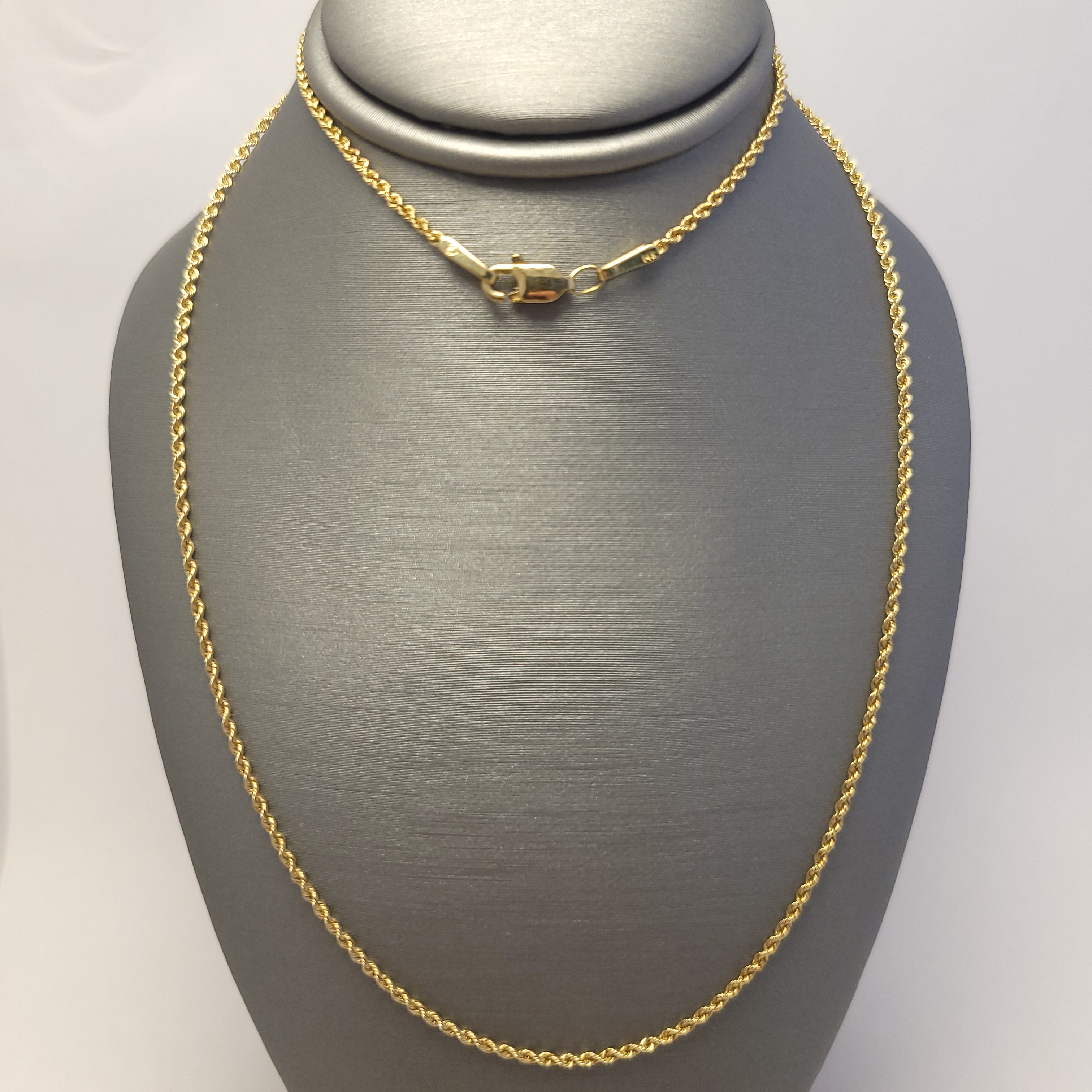 Collar de eslabones de cuerda macizo de oro amarillo de 14K