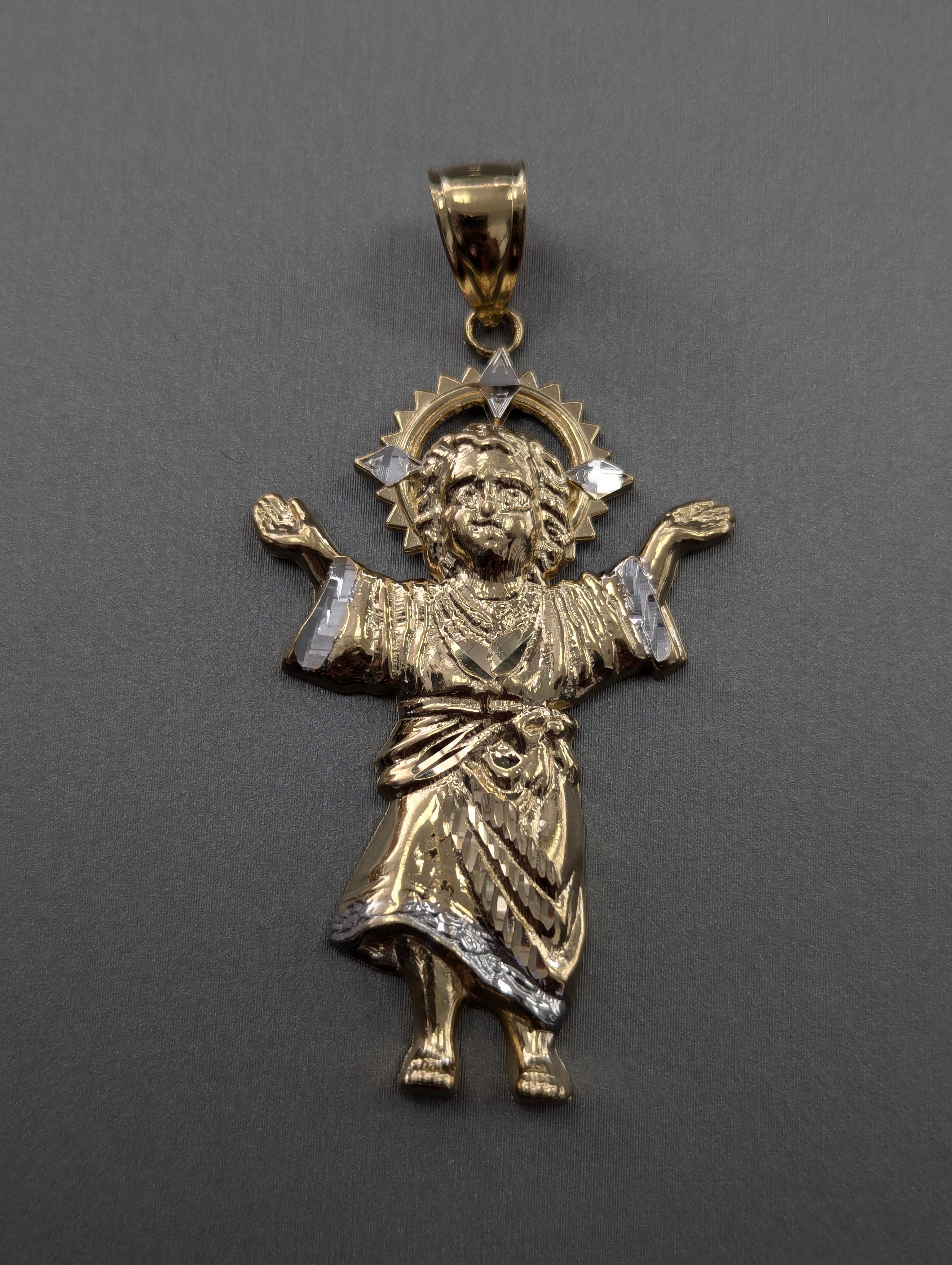 14K YG/WG Divino Nino Pendant